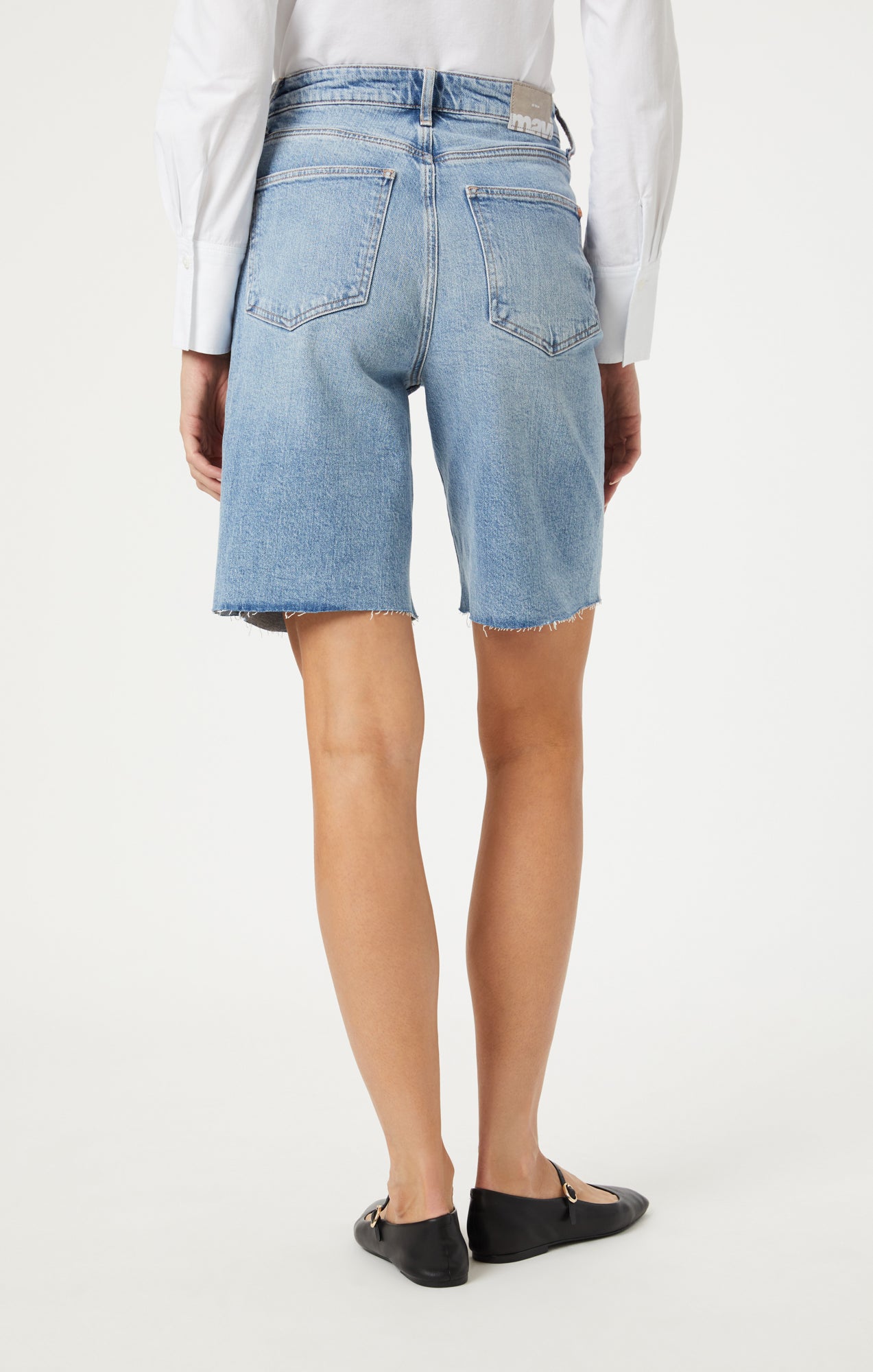 SELINA SHORTS IN LIGHT USED CLASSIC BLUE - Mavi Jeans