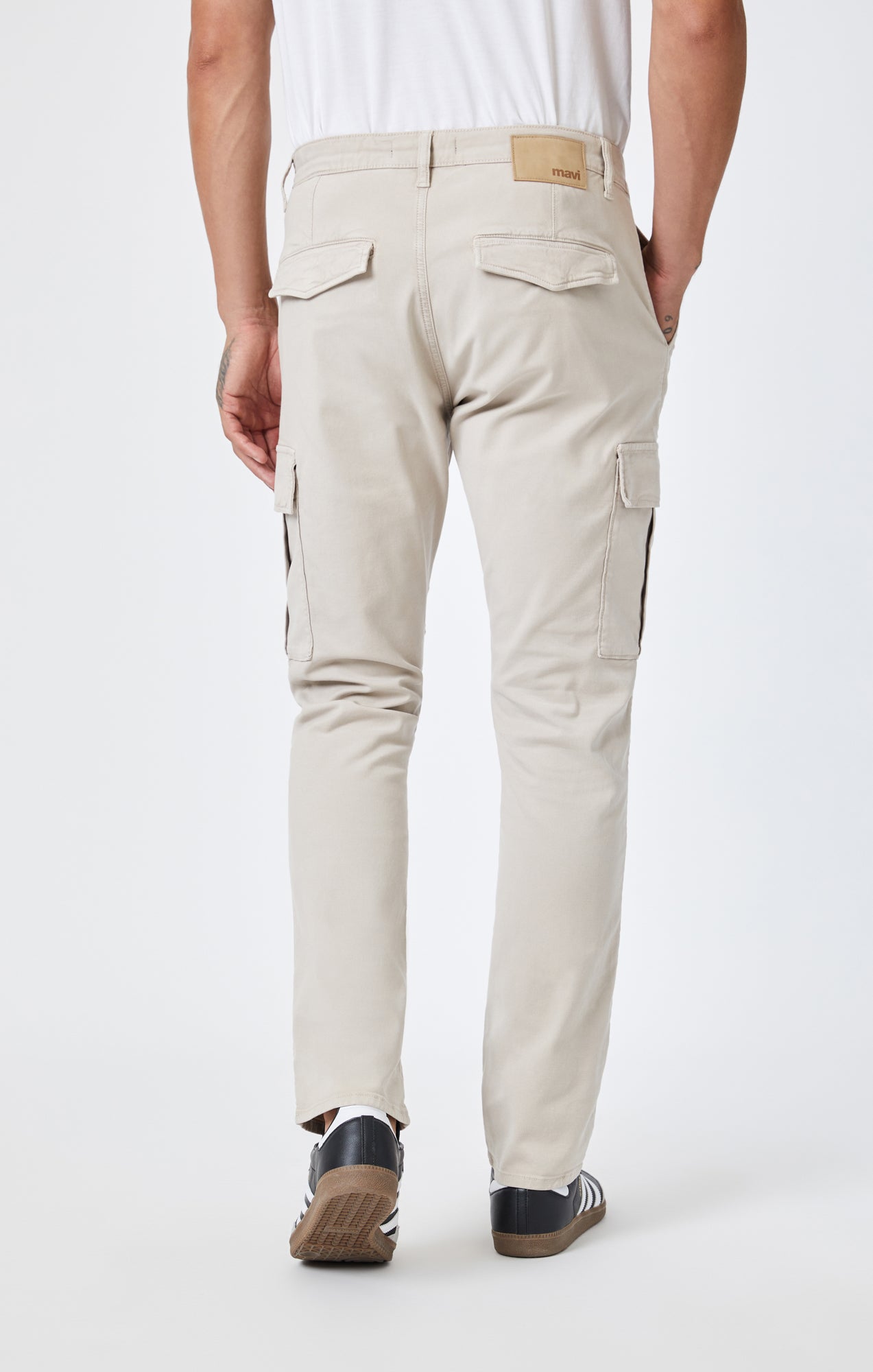 SAM SLIM STRAIGHT CARGO IN SILVER GRAY LUXE TWILL - Mavi Jeans