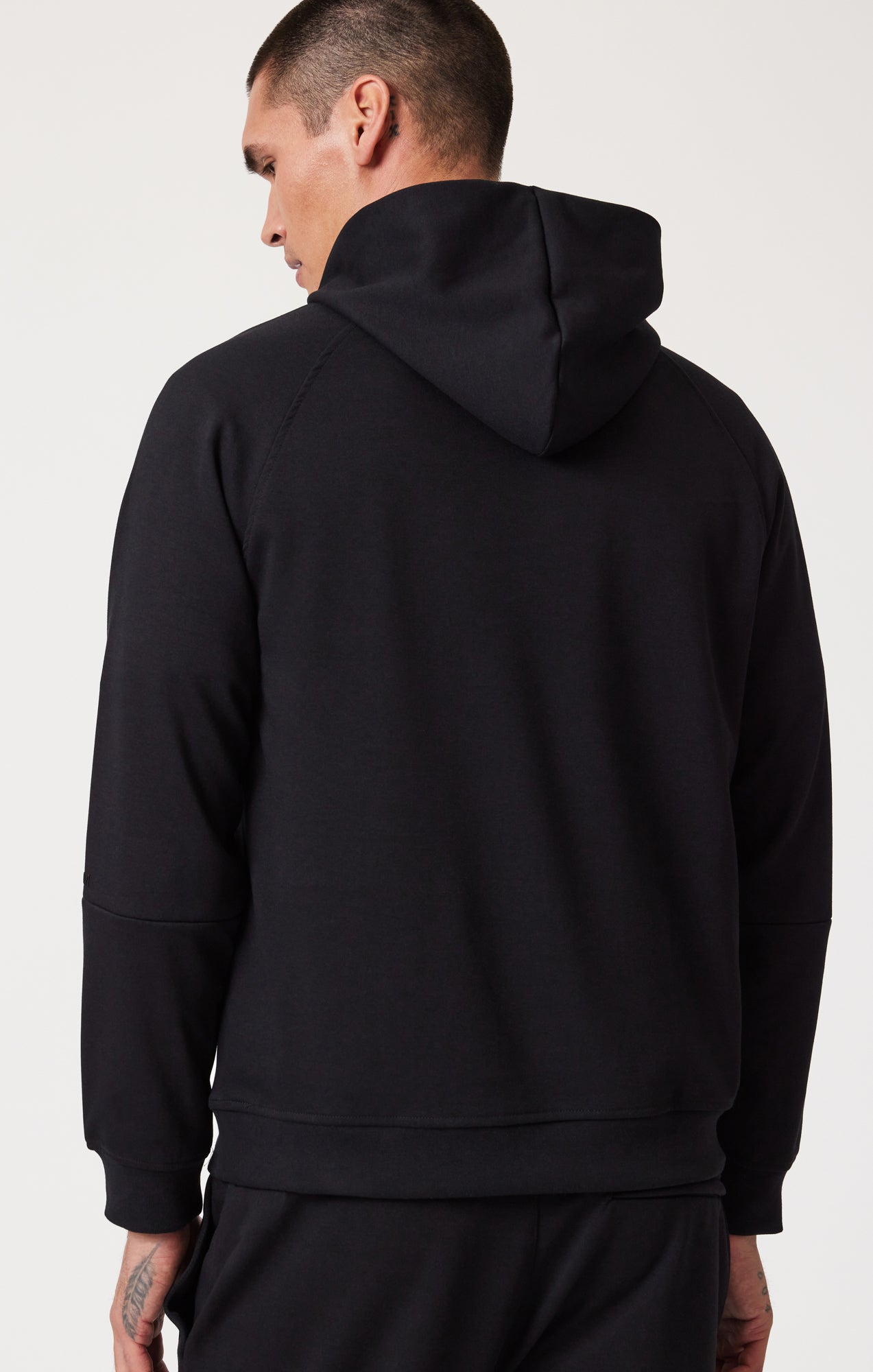 POCKET SWEATSHIRT IN BLACK - Mavi Jeans