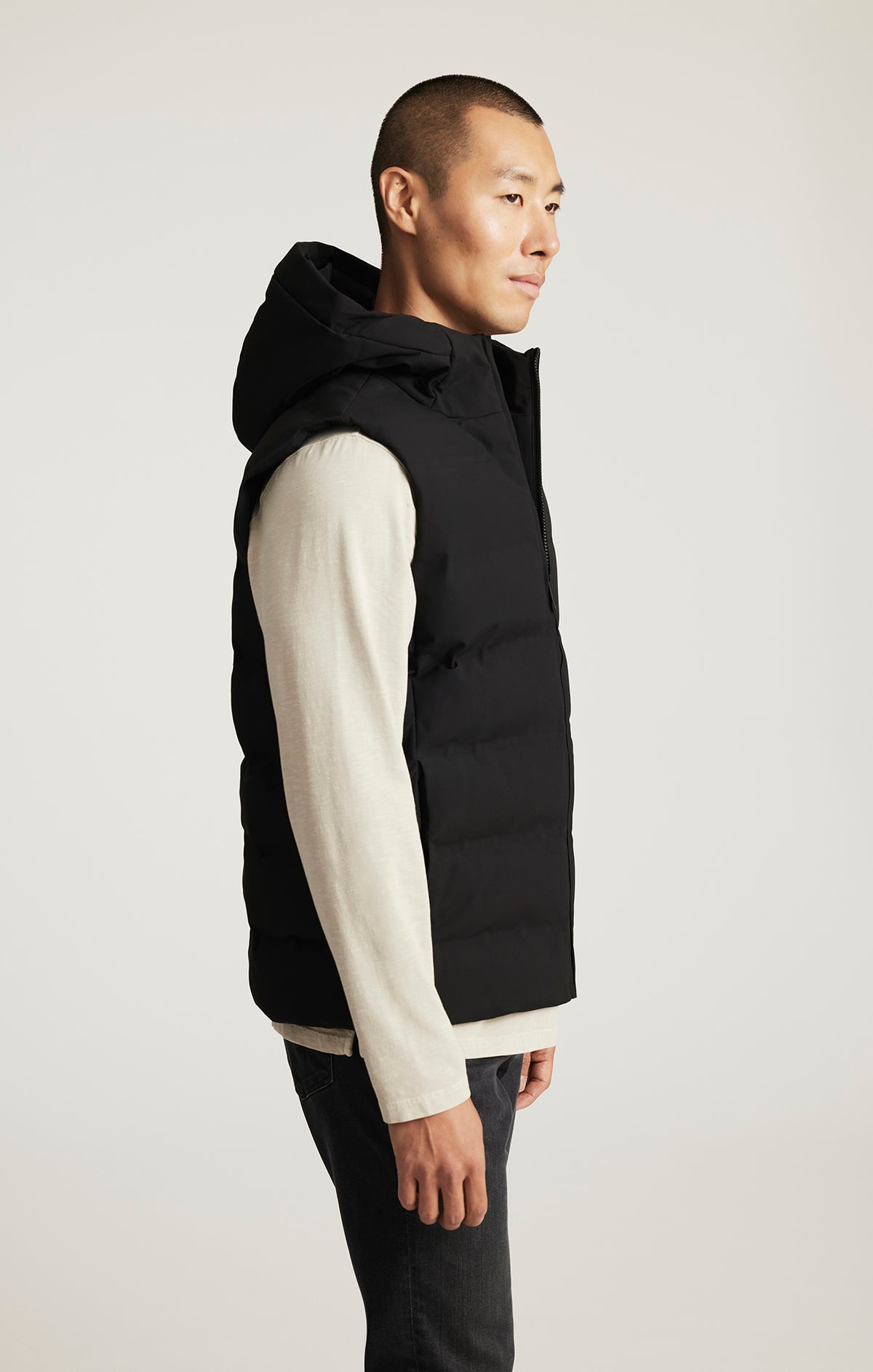 HOODED VEST IN JET BLACK - Mavi Jeans