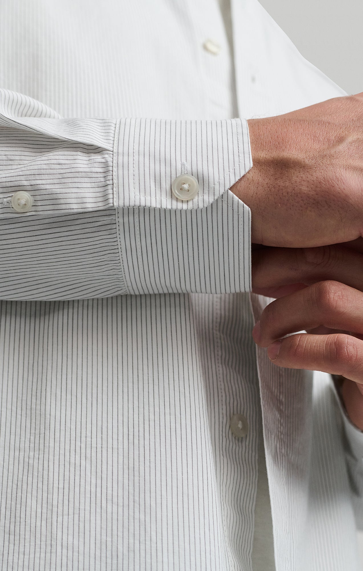 LONG SLEEVE BUTTON-UP TENCEL™ SHIRT IN BLACK IRIS - Mavi Jeans