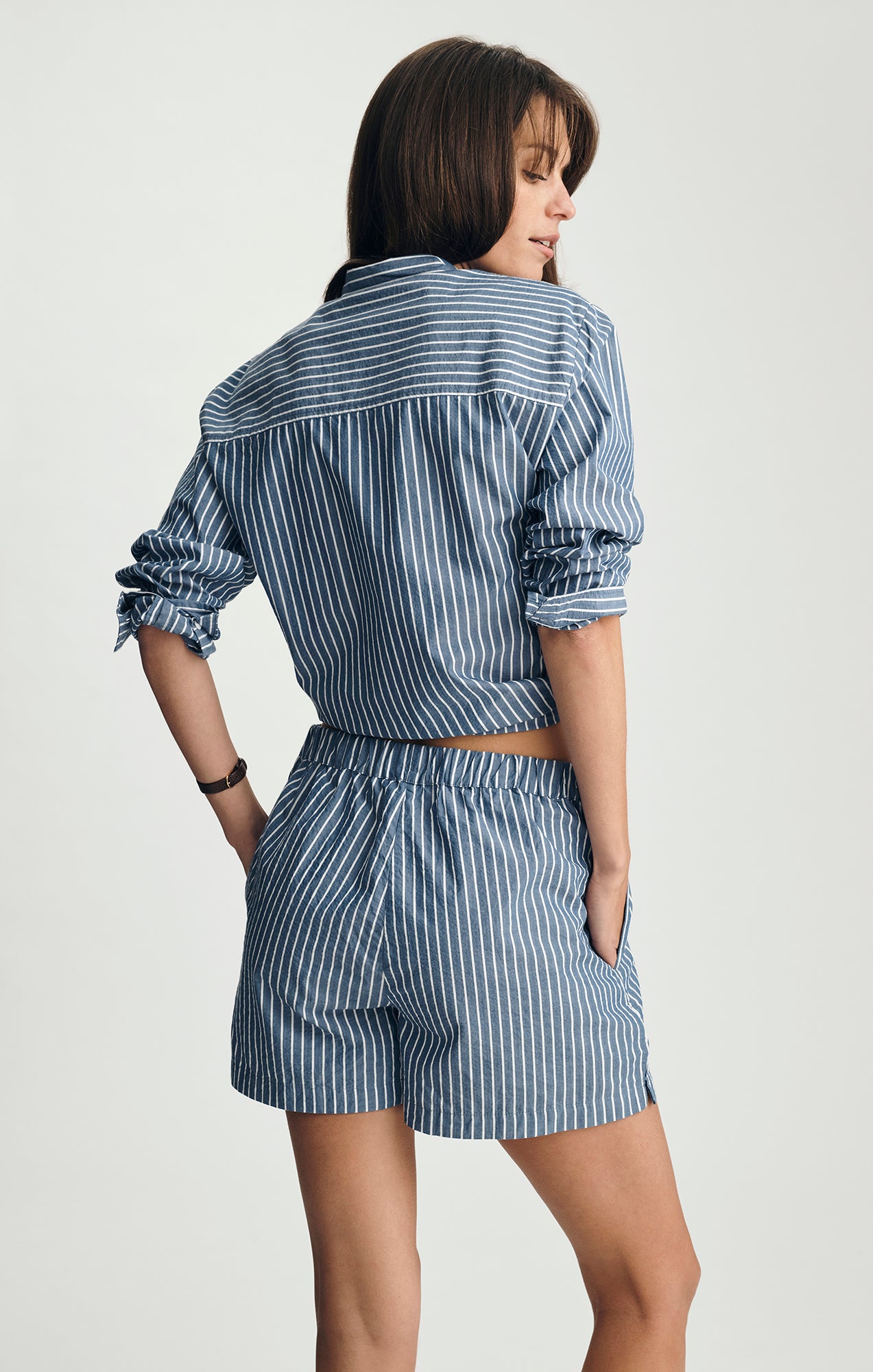 MINI SHORTS IN NAVY PEONY STRIPE