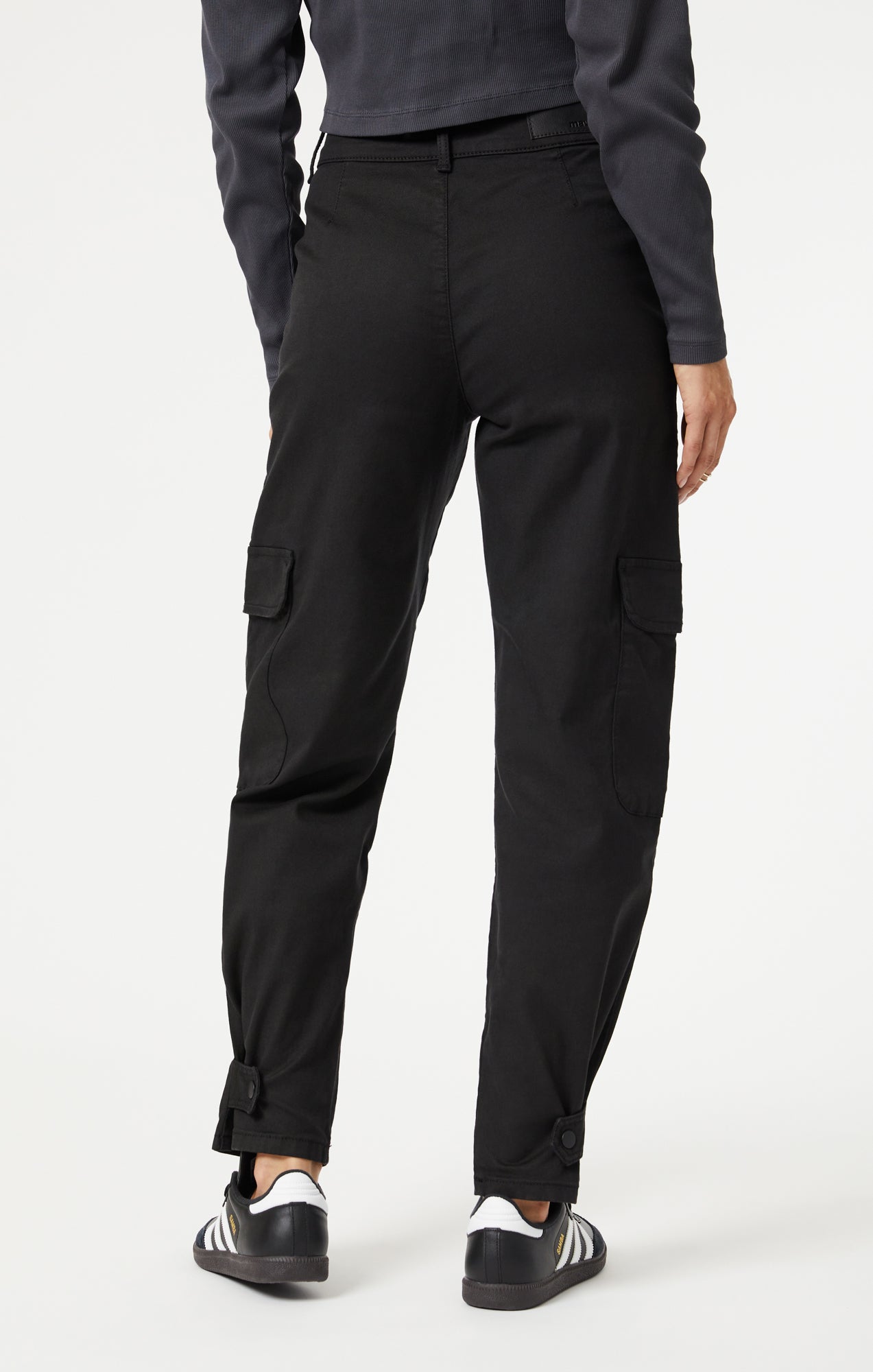 ELSIE CARGO PANTS IN BLACK LUXE TWILL - Mavi Jeans