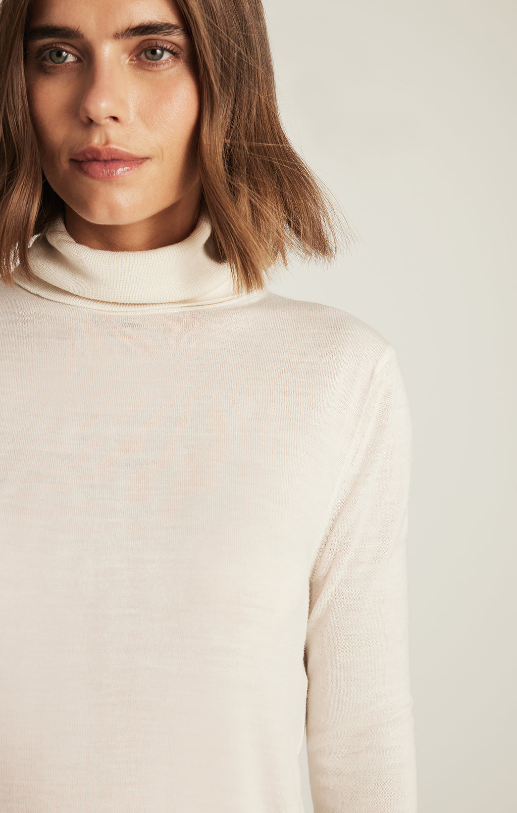 EDITION WOOL TURTLENECK SWEATER IN ANTIQUE WHITE - Mavi Jeans