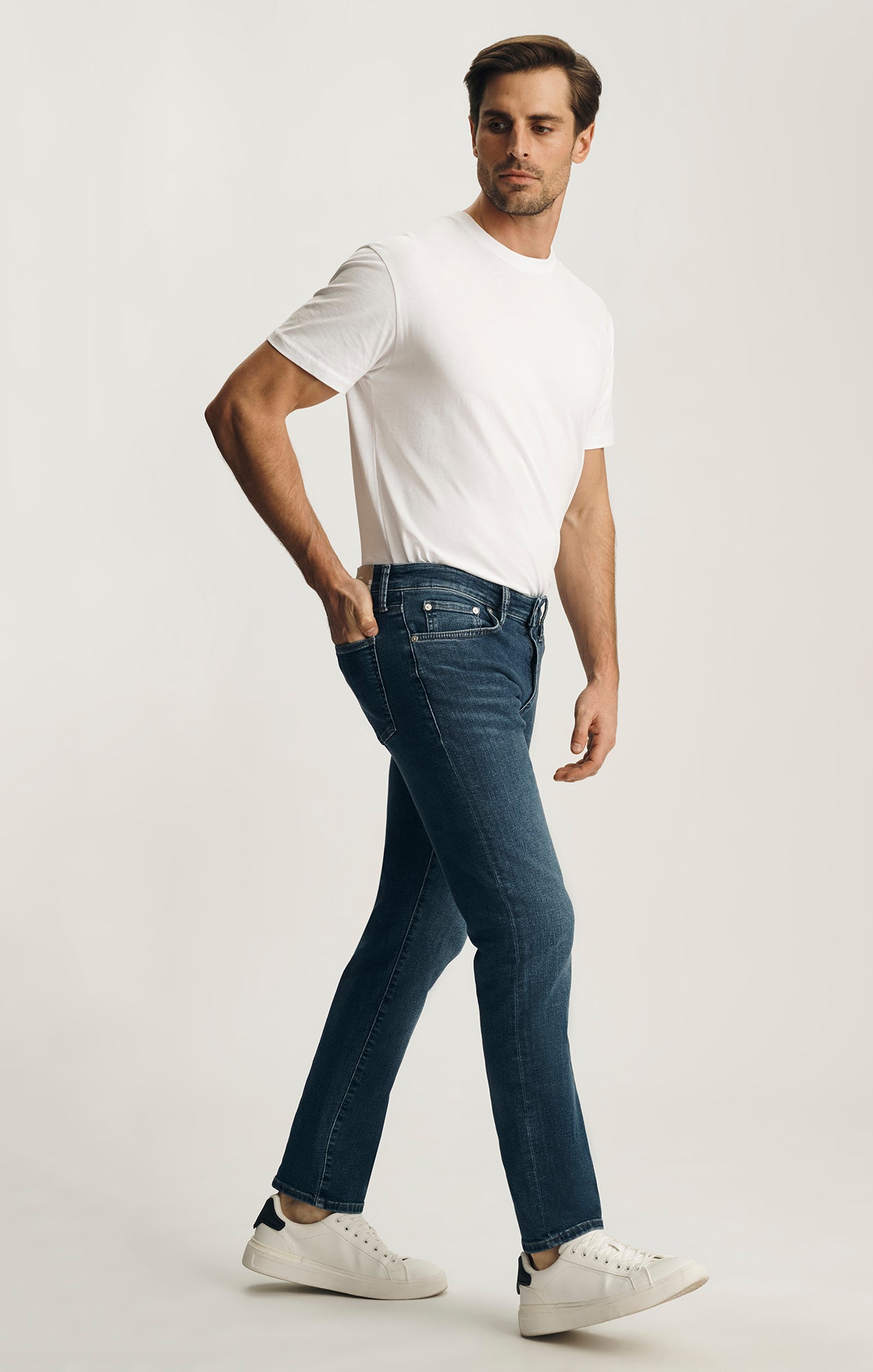 JAKE SLIM LEG IN DARK BRUSHED CLASSIC VINTAGE