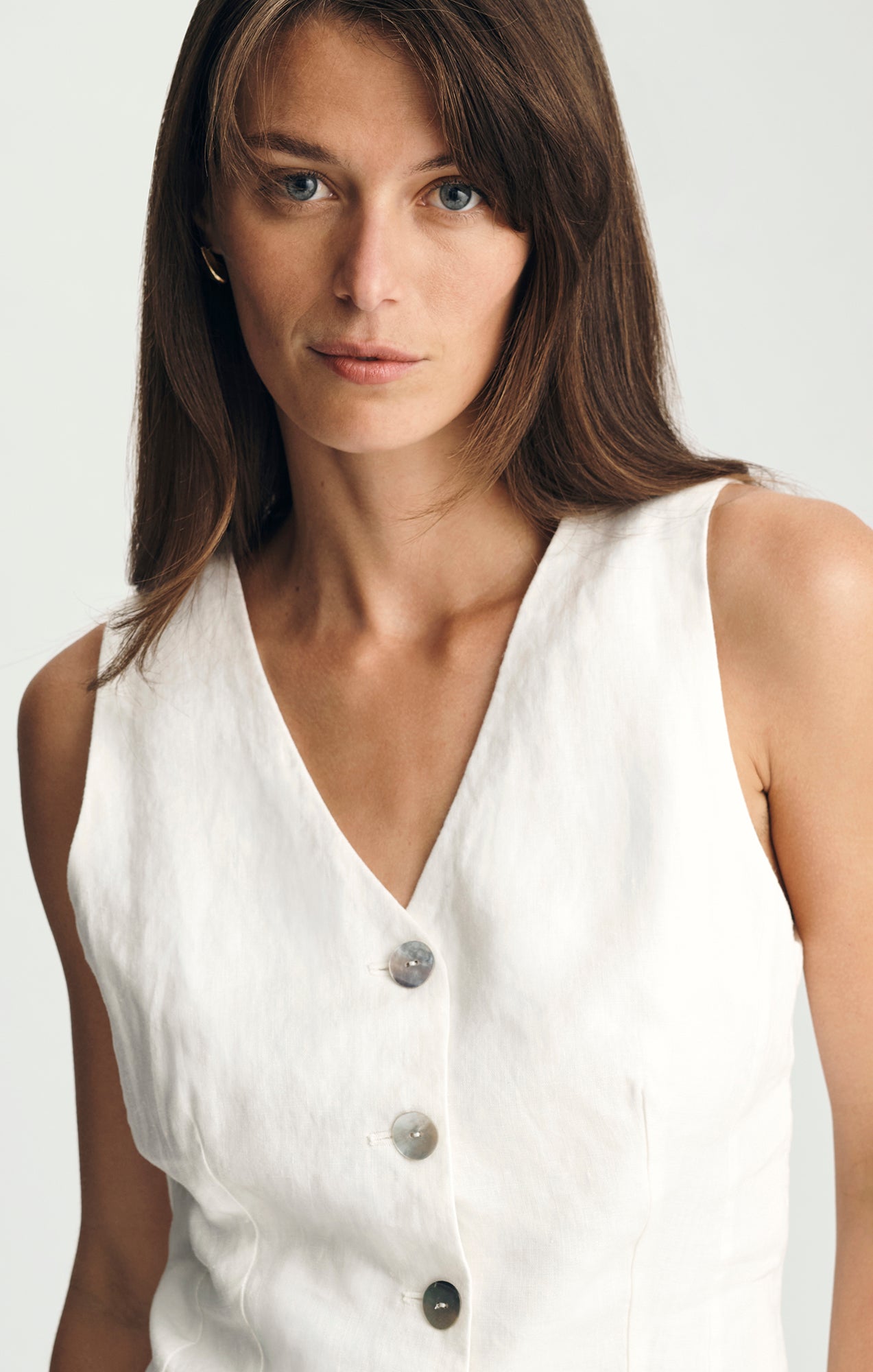 LINEN CUTAWAY VEST IN ANTIQUE WHITE - Mavi Jeans