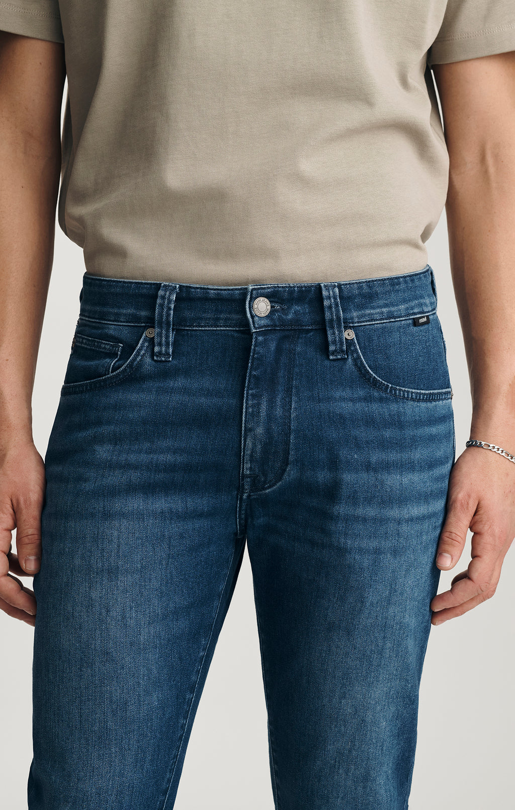 MARCUS SLIM STRAIGHT LEG IN DARK AIR-LITE - Mavi Jeans