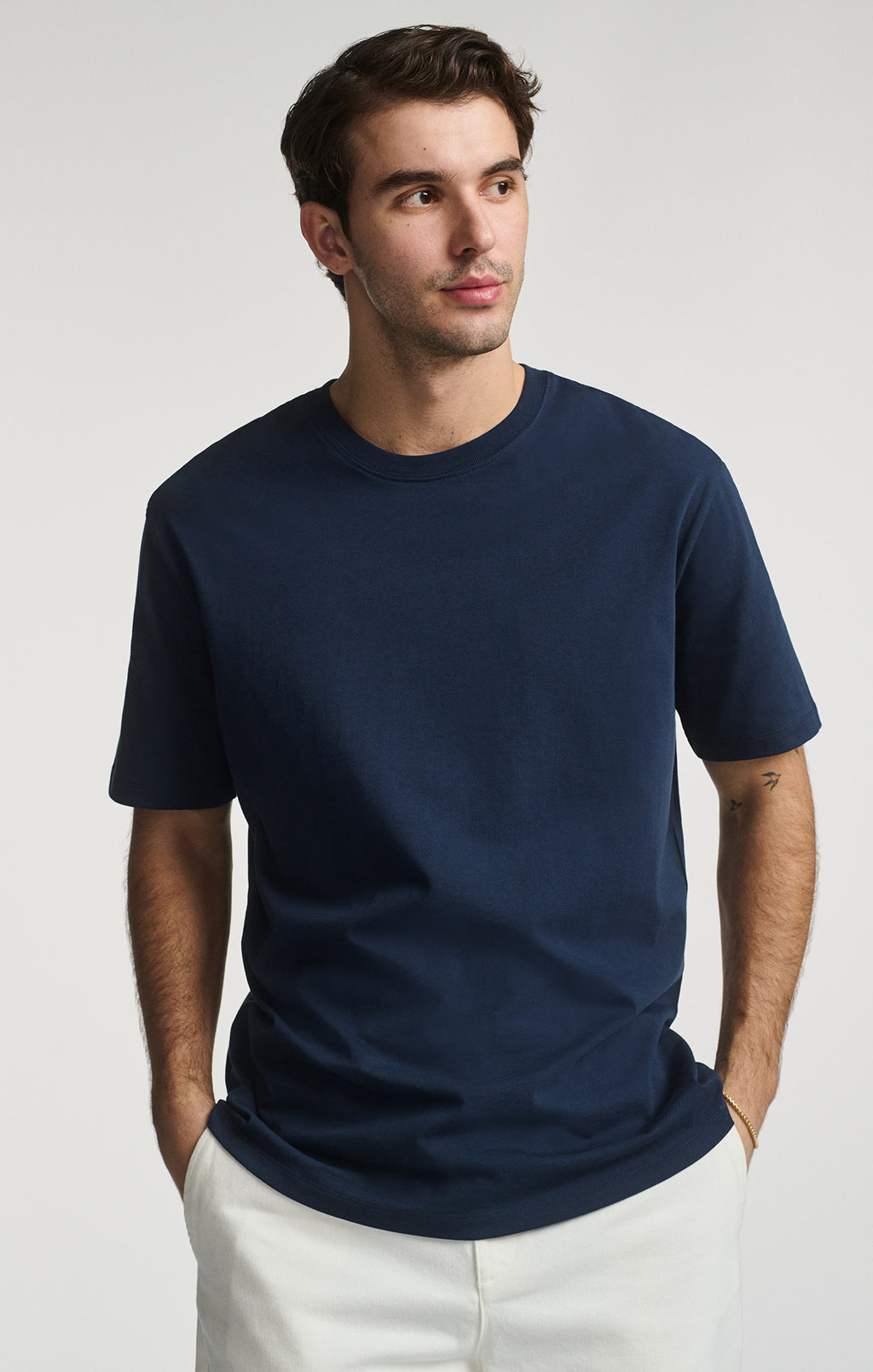BASIC SHORT SLEEVE T-SHIRT IN BLACK IRIS - Mavi Jeans