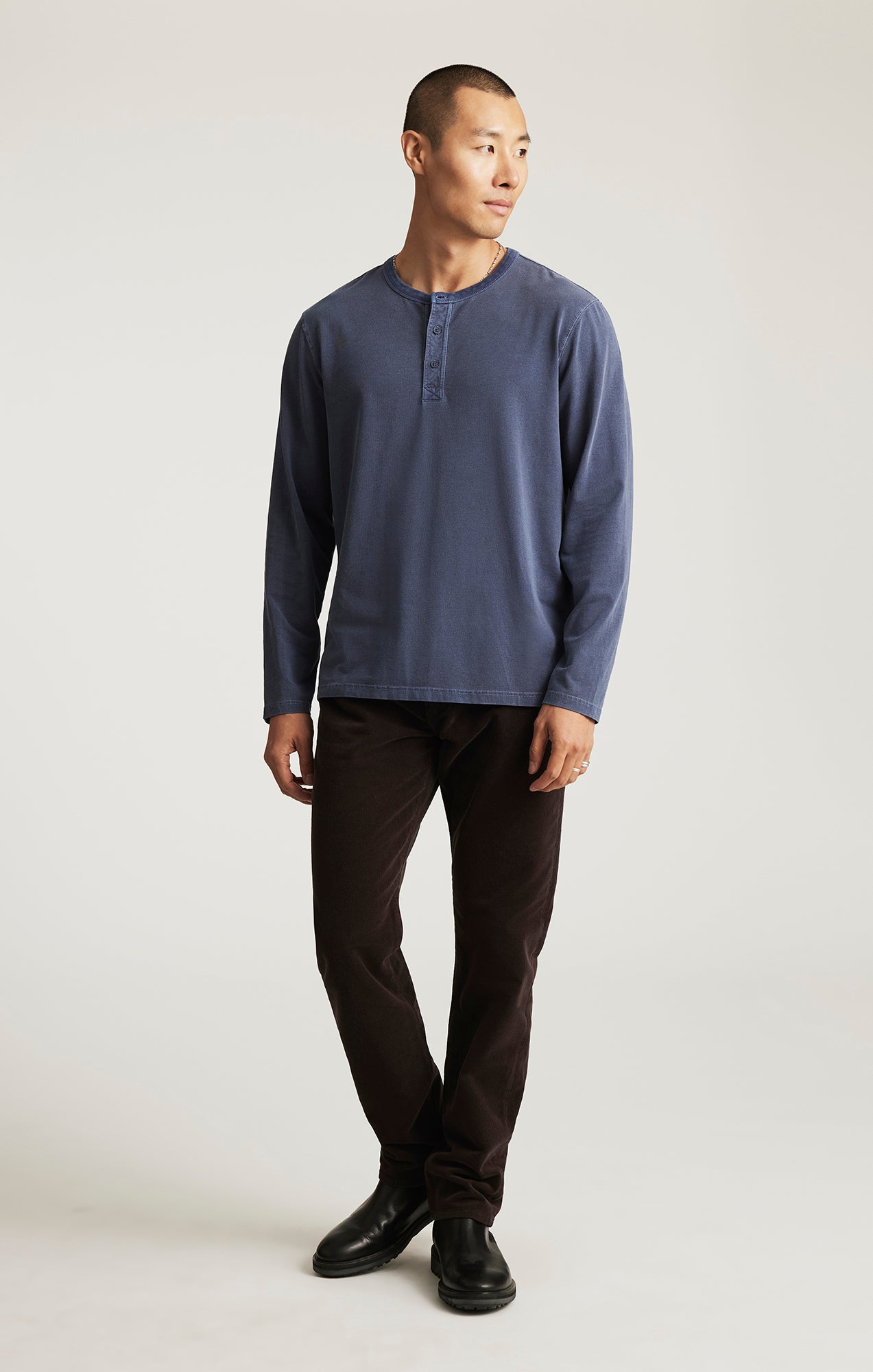 LONG SLEEVE HENLEY T-SHIRT IN OUTER SPACE - Mavi Jeans