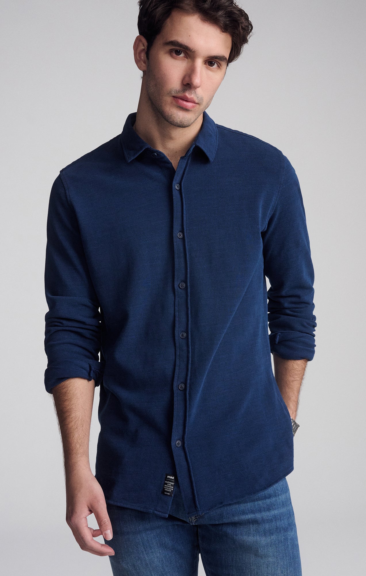 LONG SLEEVE BUTTON-DOWN SHIRT IN INDIGO - Mavi Jeans