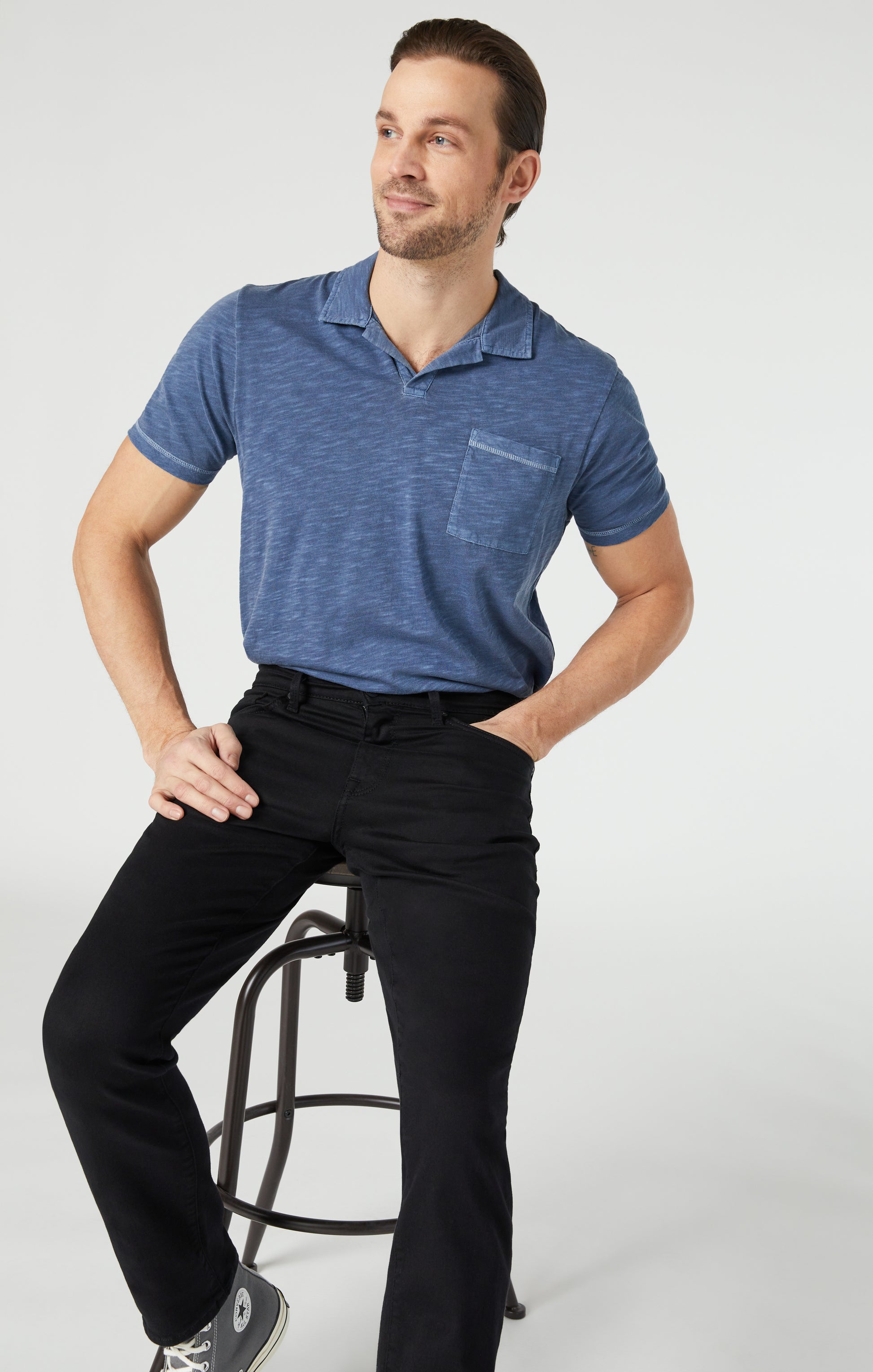 STEVE ATHLETIC FIT IN BLACK SUPERMOVE - Mavi Jeans