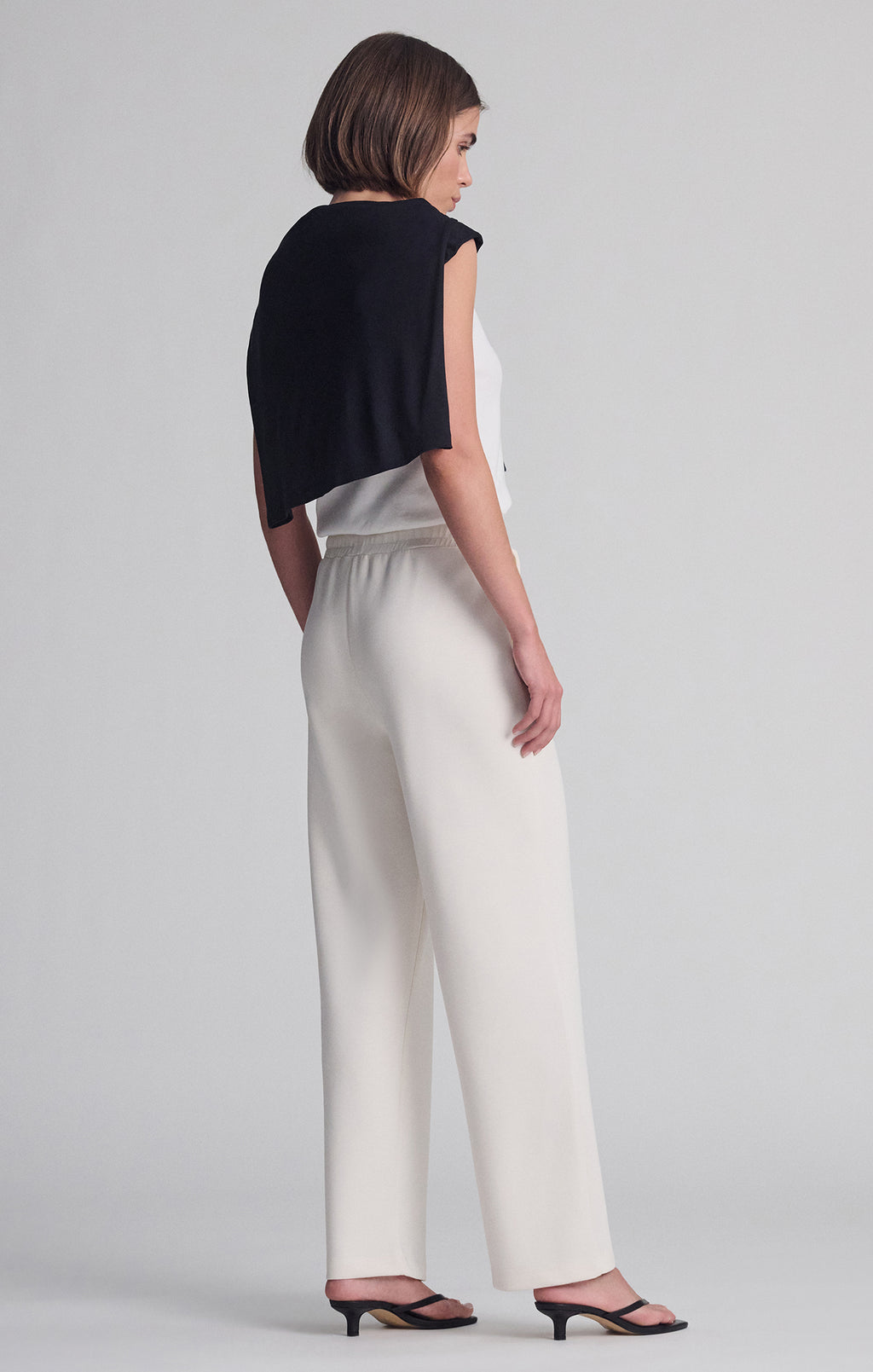 SPORTY LUXE TENCEL™ PANTS IN COCONUT MILK - Mavi Jeans