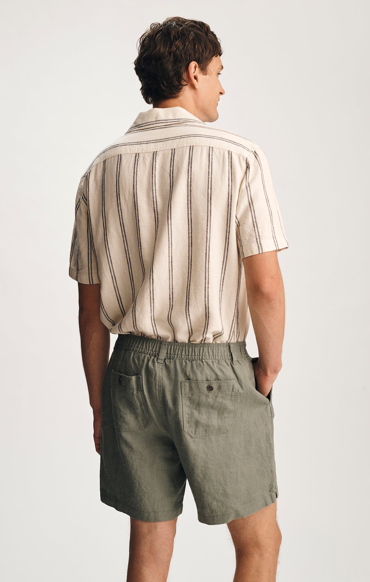 LINEN 7" INSEAM SHORTS IN AGAVE GREEN - Mavi Jeans