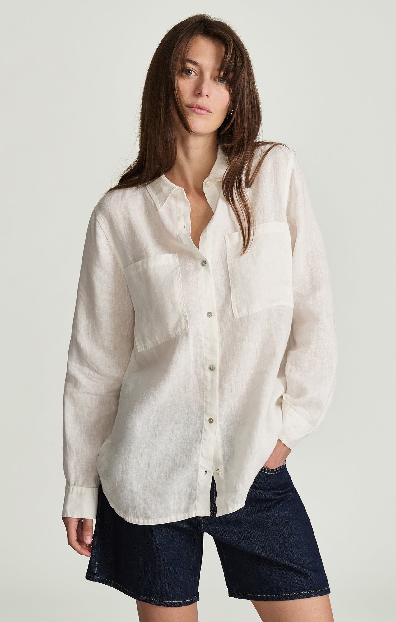 DOUBLE POCKET BUTTON-UP SHIRT IN ANTIQUE WHITE - Mavi Jeans