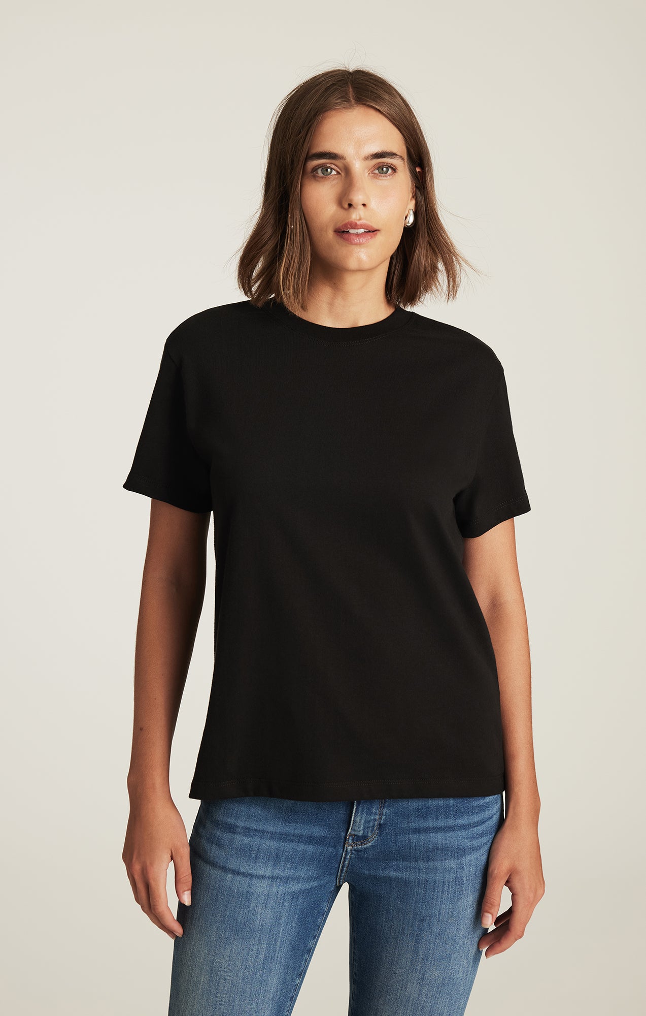 CREW NECK T-SHIRT IN BLACK