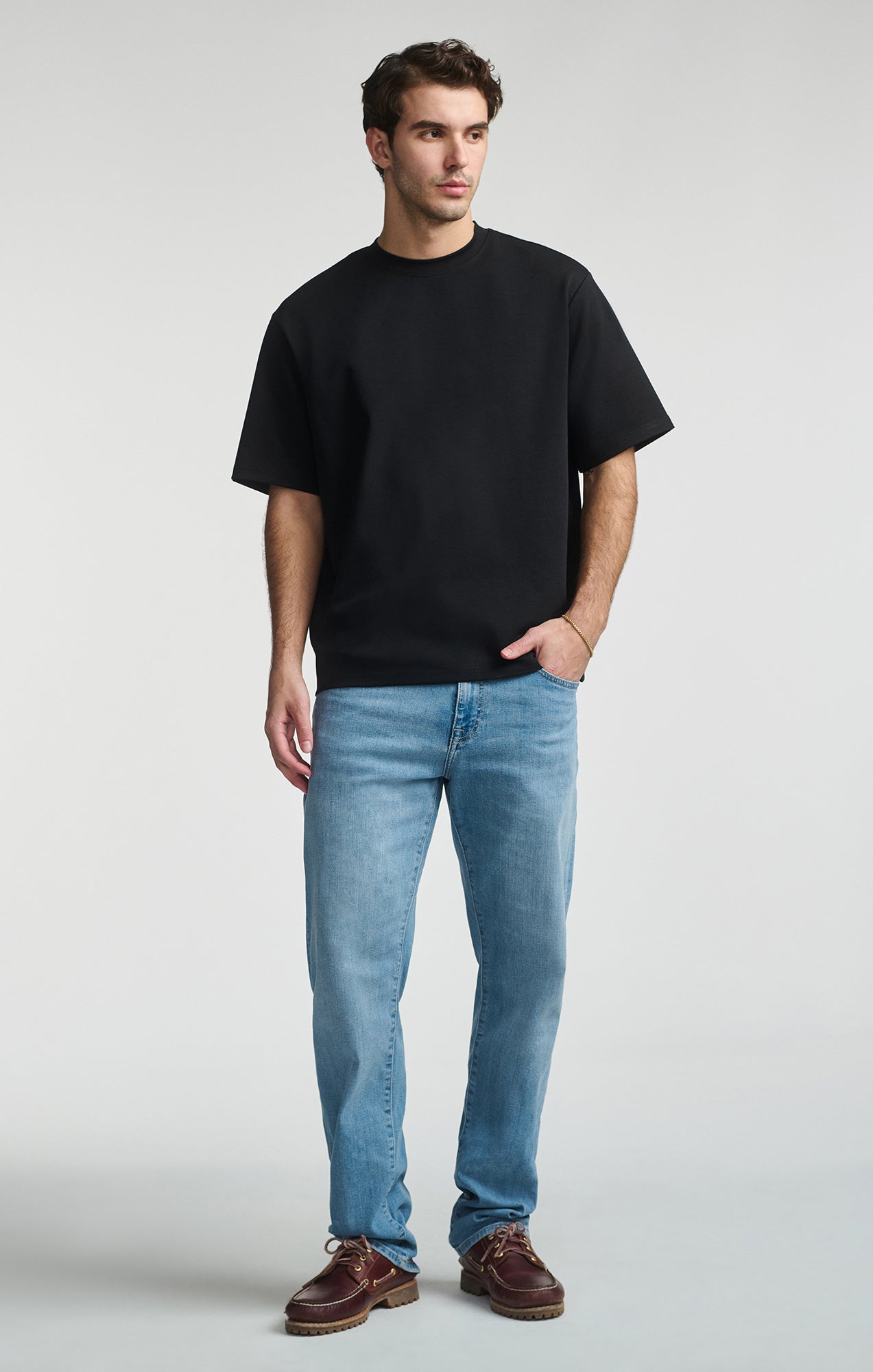 SHORT SLEEVE CREW NECK T-SHIRT IN BLACK - Mavi Jeans