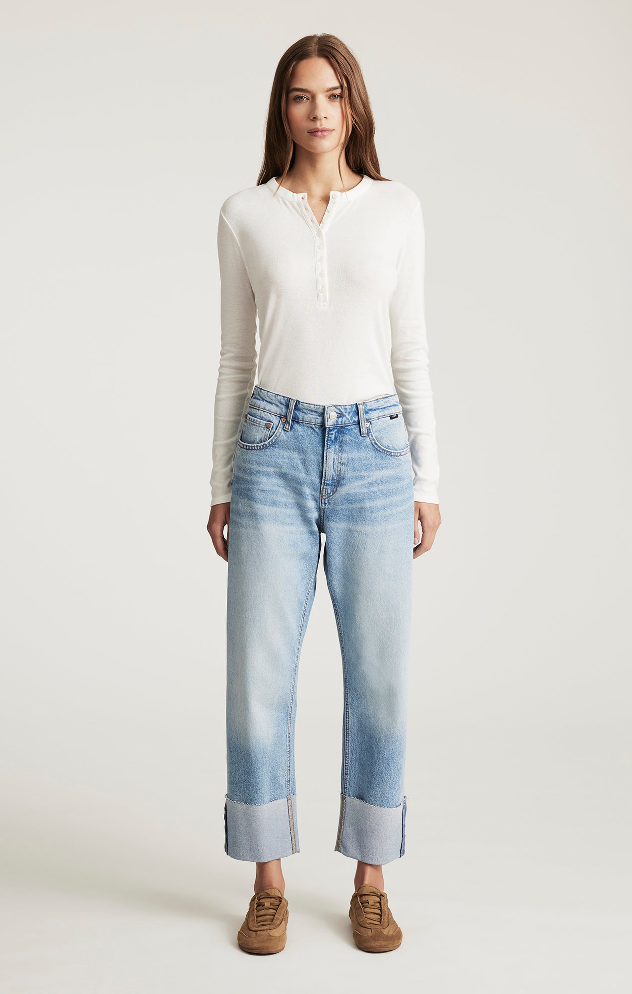 SAVANNAH CUFFED STRAIGHT LEG IN LIGHT BRUSHED CLASSIC BLUE - Mavi Jeans