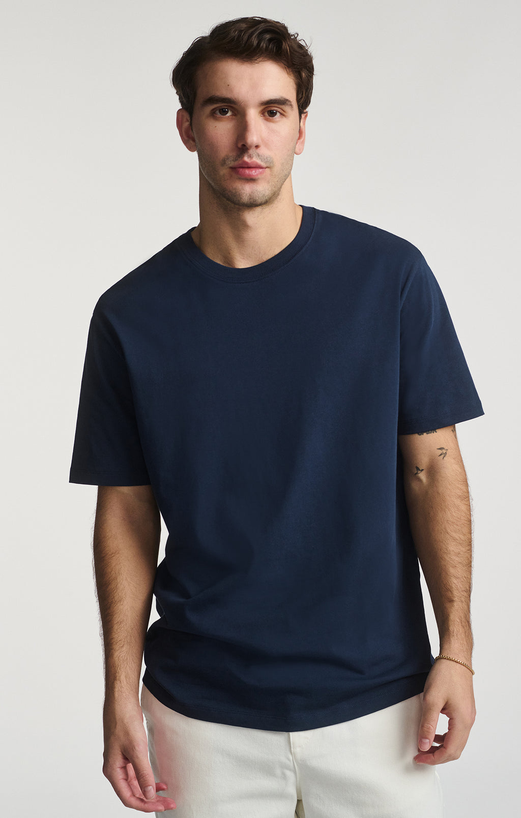 BASIC SHORT SLEEVE T-SHIRT IN BLACK IRIS - Mavi Jeans