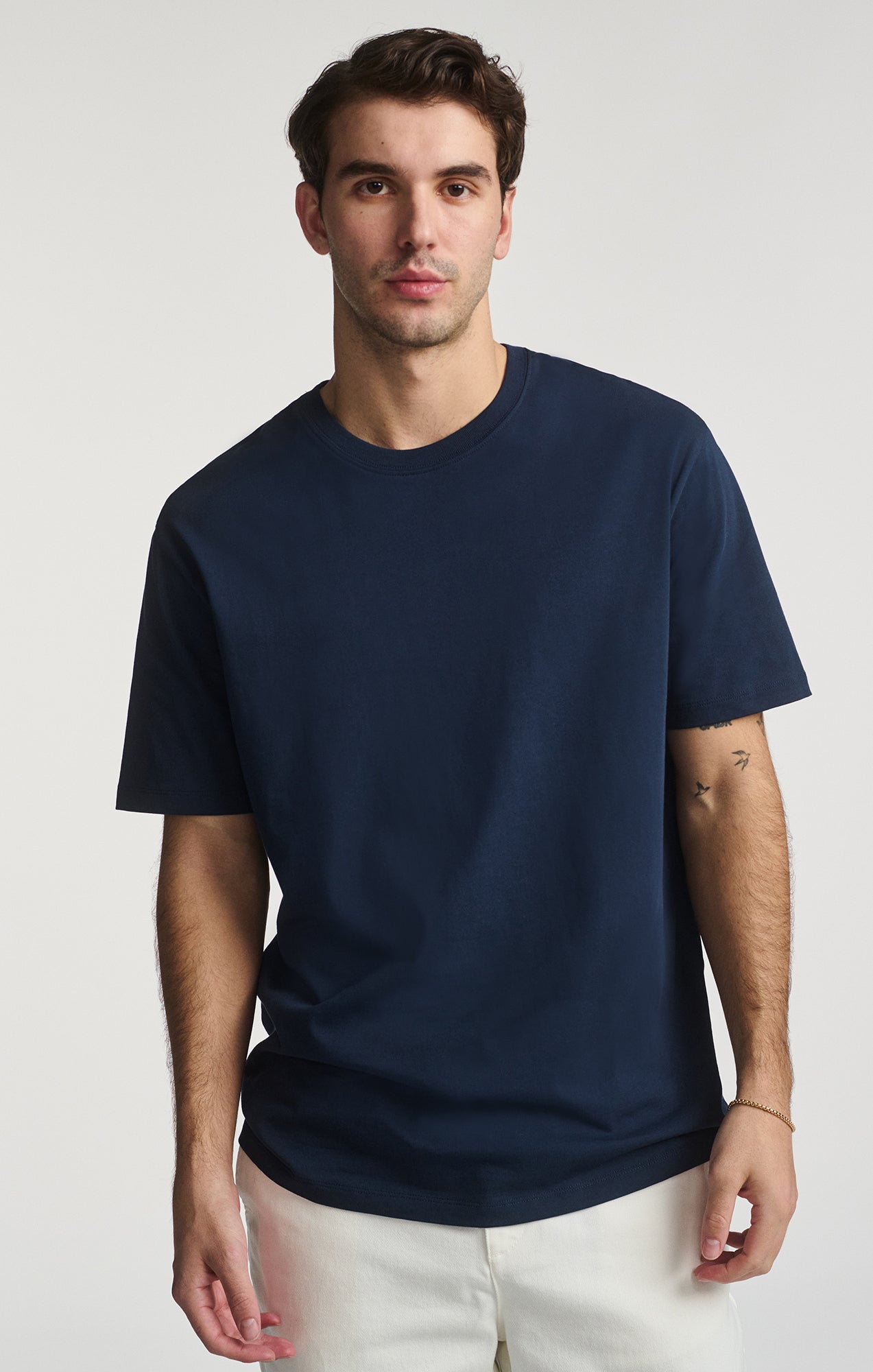 BASIC SHORT SLEEVE T-SHIRT IN BLACK IRIS - Mavi Jeans