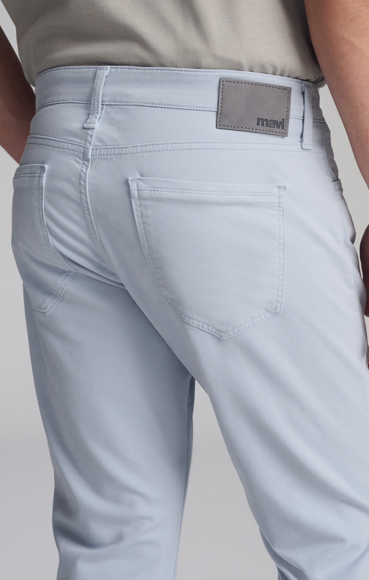 JAKE SLIM LEG IN ICE BLUE ATHLETIC - Mavi Jeans