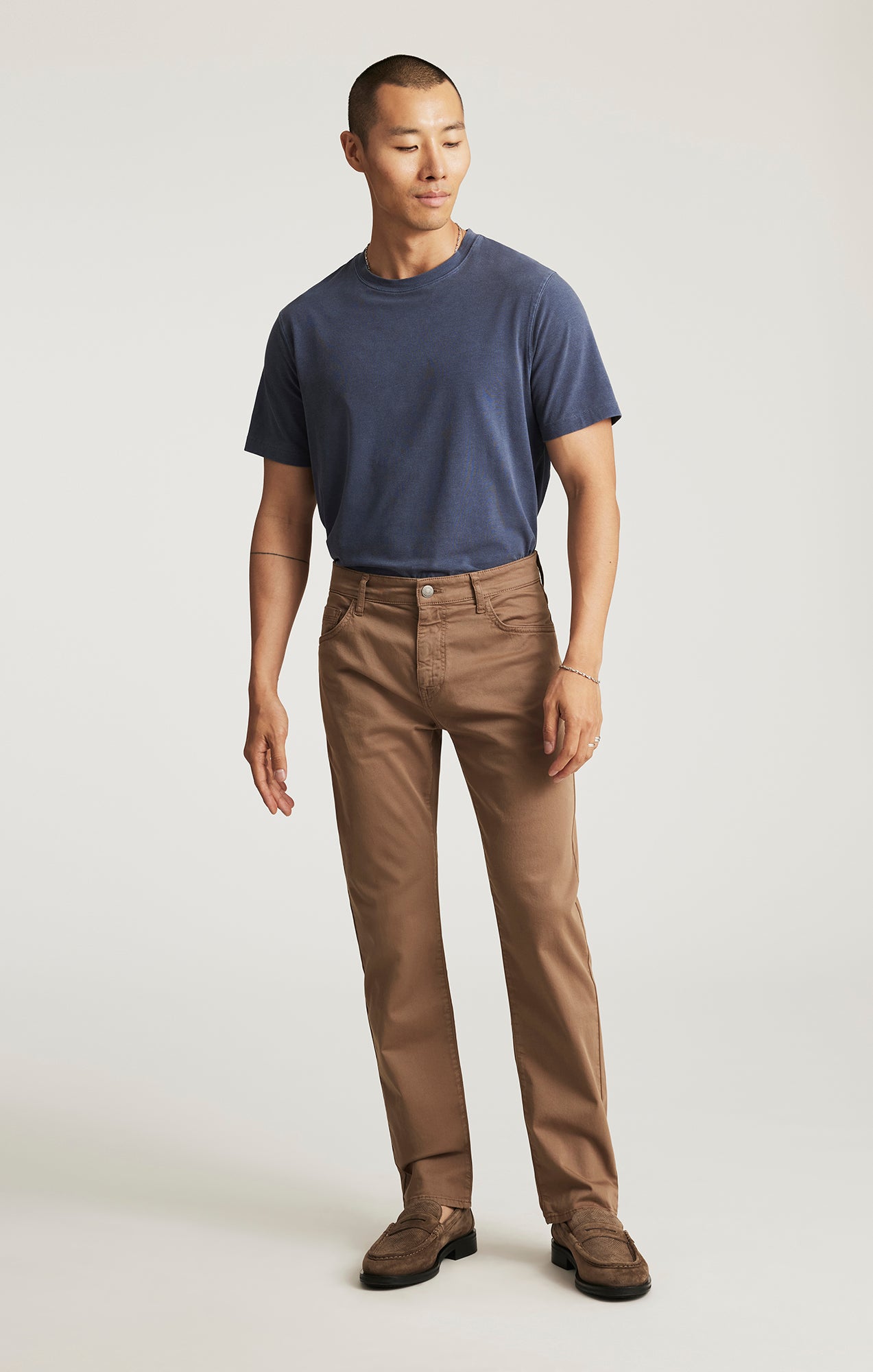 ZACH STRAIGHT LEG IN SHITAKE CASUAL TWILL - Mavi Jeans