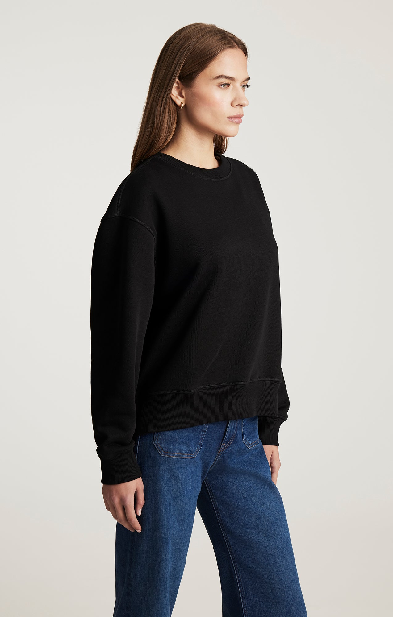 CREW NECK SWEATSHIRT IN BLACK - Mavi Jeans