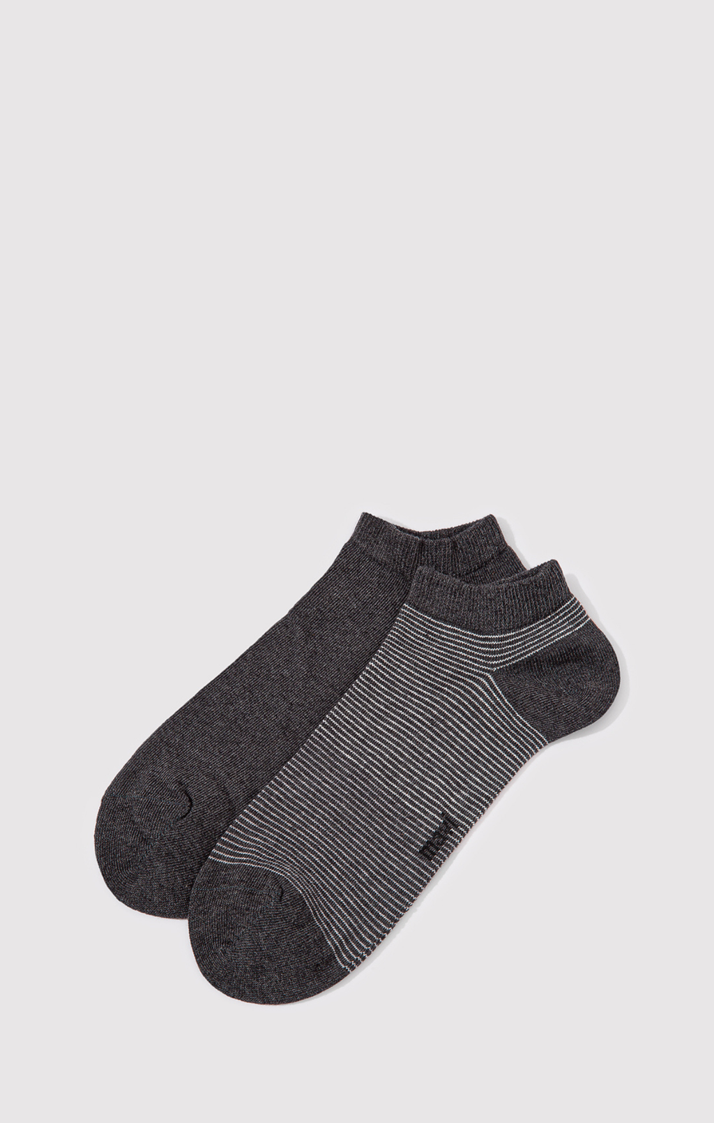 2-PACK ANKLE SOCKS IN ASSORTED COLORS