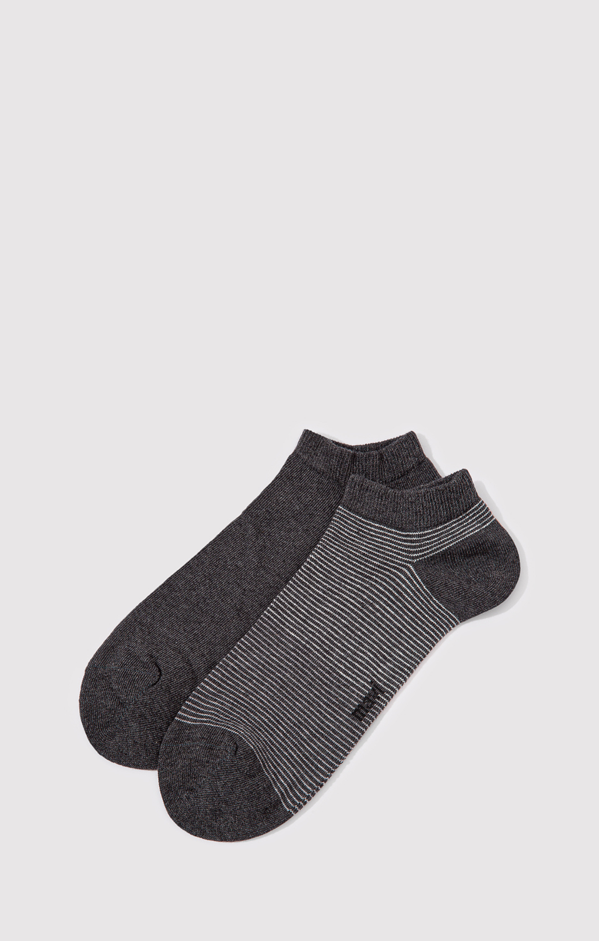 2-PACK ANKLE SOCKS IN ASSORTED COLORS