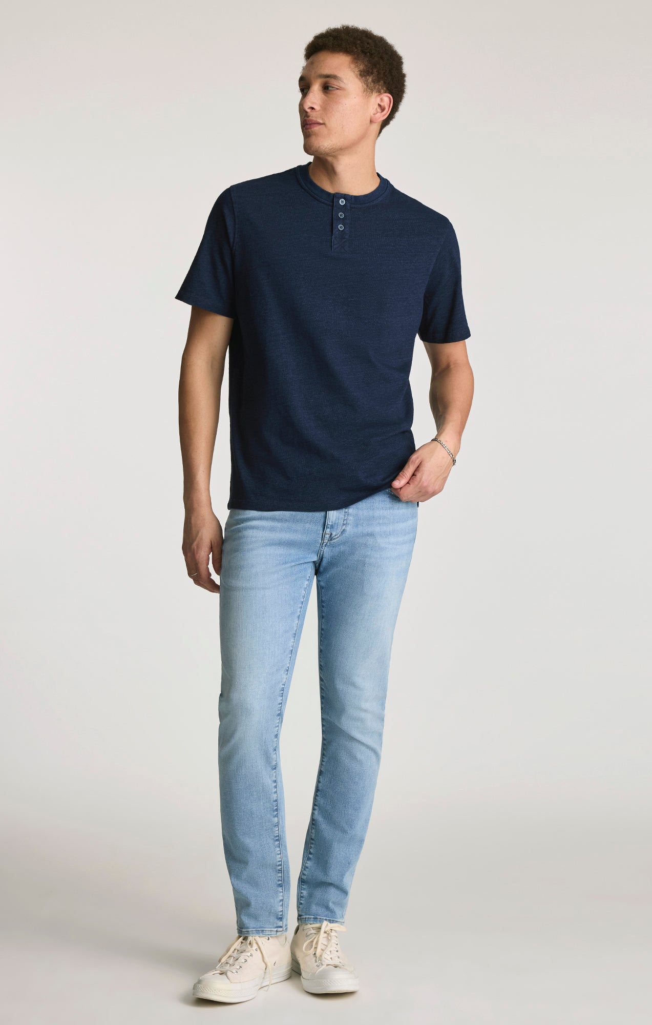 HENLEY T-SHIRT IN DARK INDIGO - Mavi Jeans