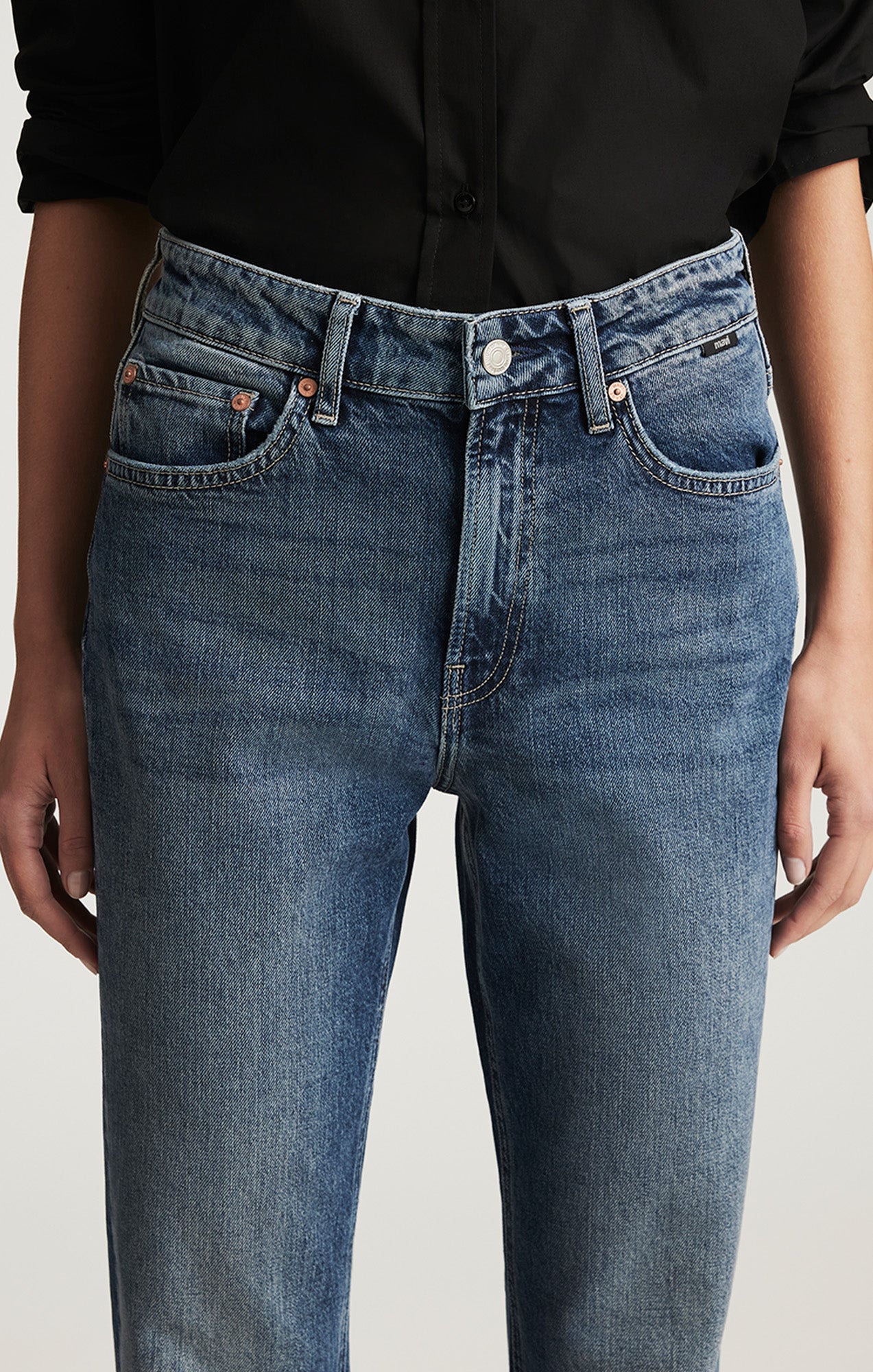 NEW YORK STRAIGHT LEG IN DEEP USED CLASSIC BLUE - Mavi Jeans