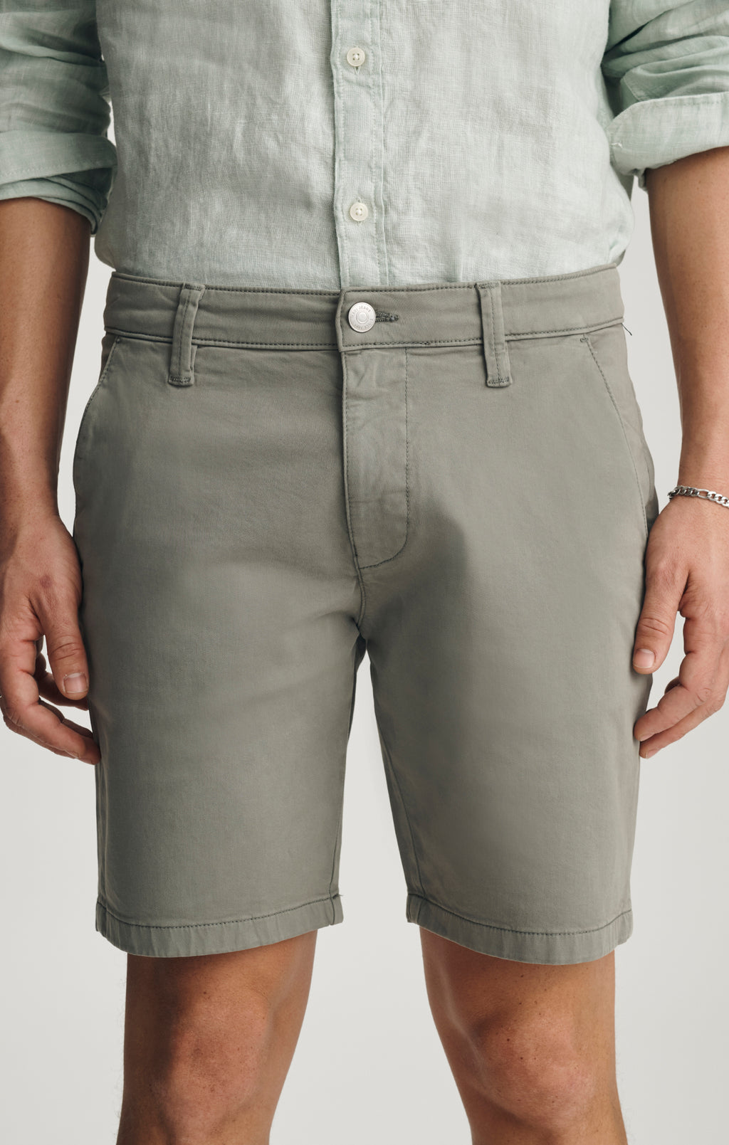 JACOB SHORTS IN BASIL TWILL - Mavi Jeans