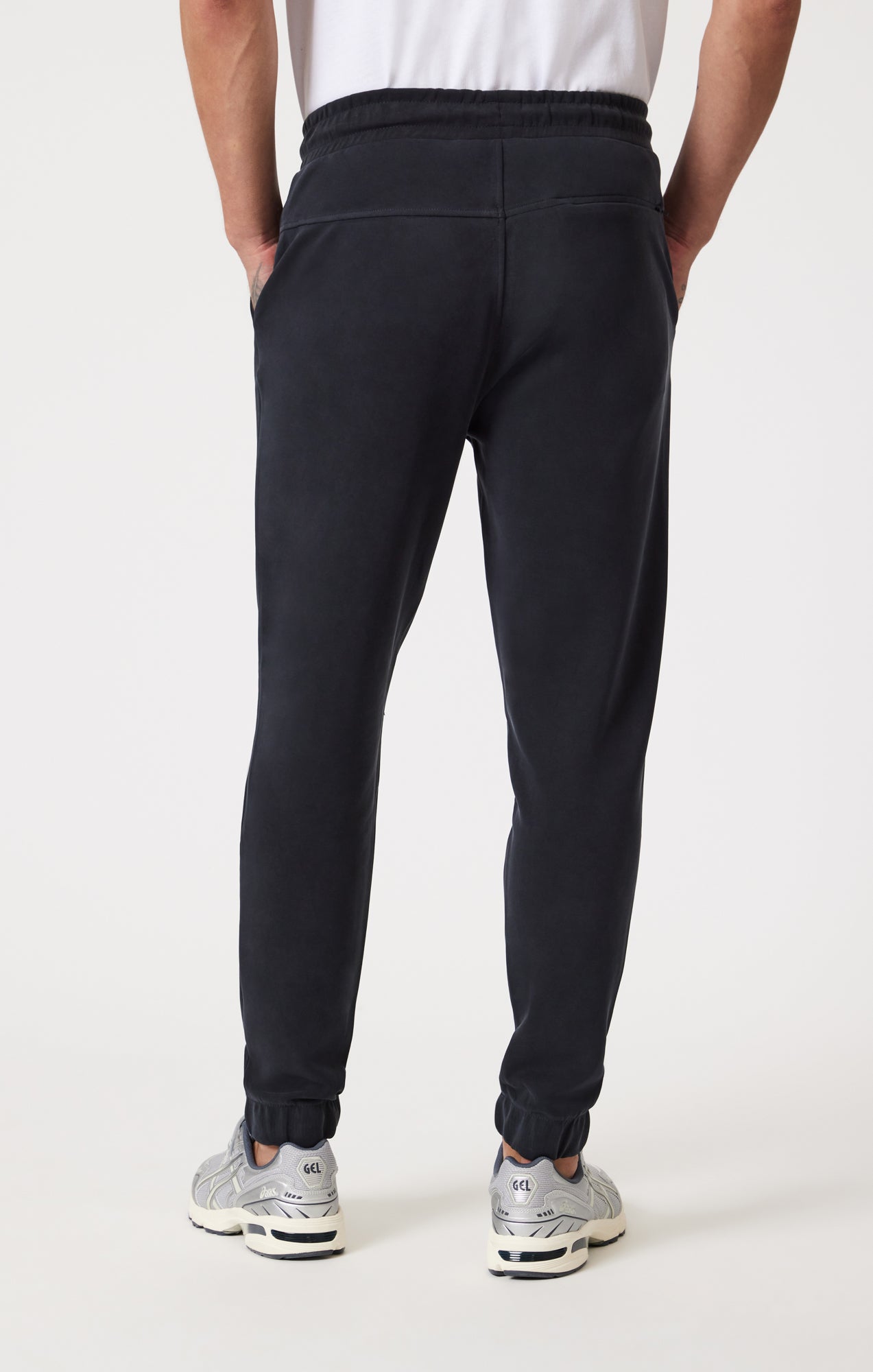 SWEATPANTS IN JET BLACK - Mavi Jeans