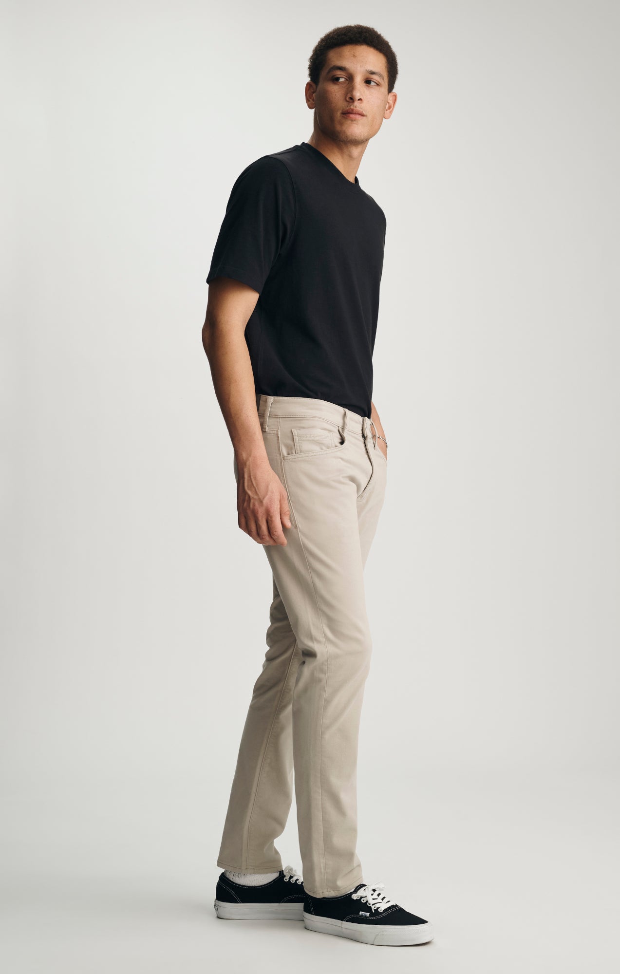 MARCUS SLIM STRAIGHT LEG IN CLOUD EXPLORER - Mavi Jeans