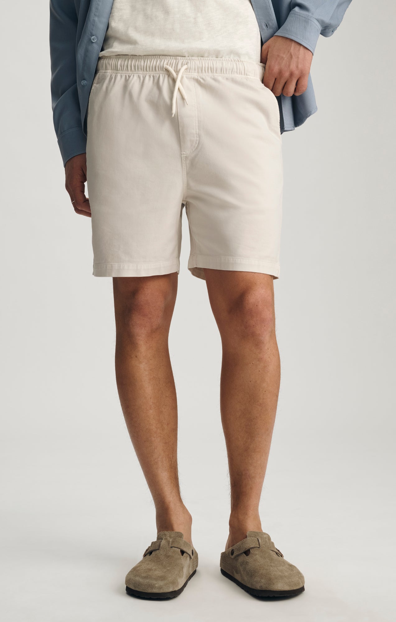 TENCEL DRAWSTRING 7" INSEAM SHORTS IN LUNAR ROCK - Mavi Jeans
