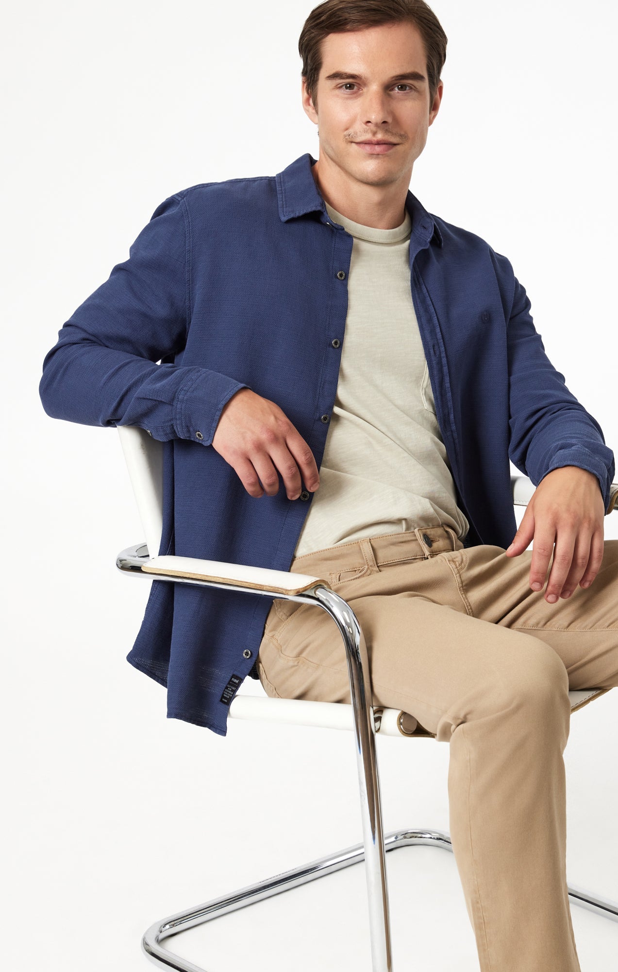 ZACH STRAIGHT LEG IN KHAKI CASUAL TWILL - Mavi Jeans