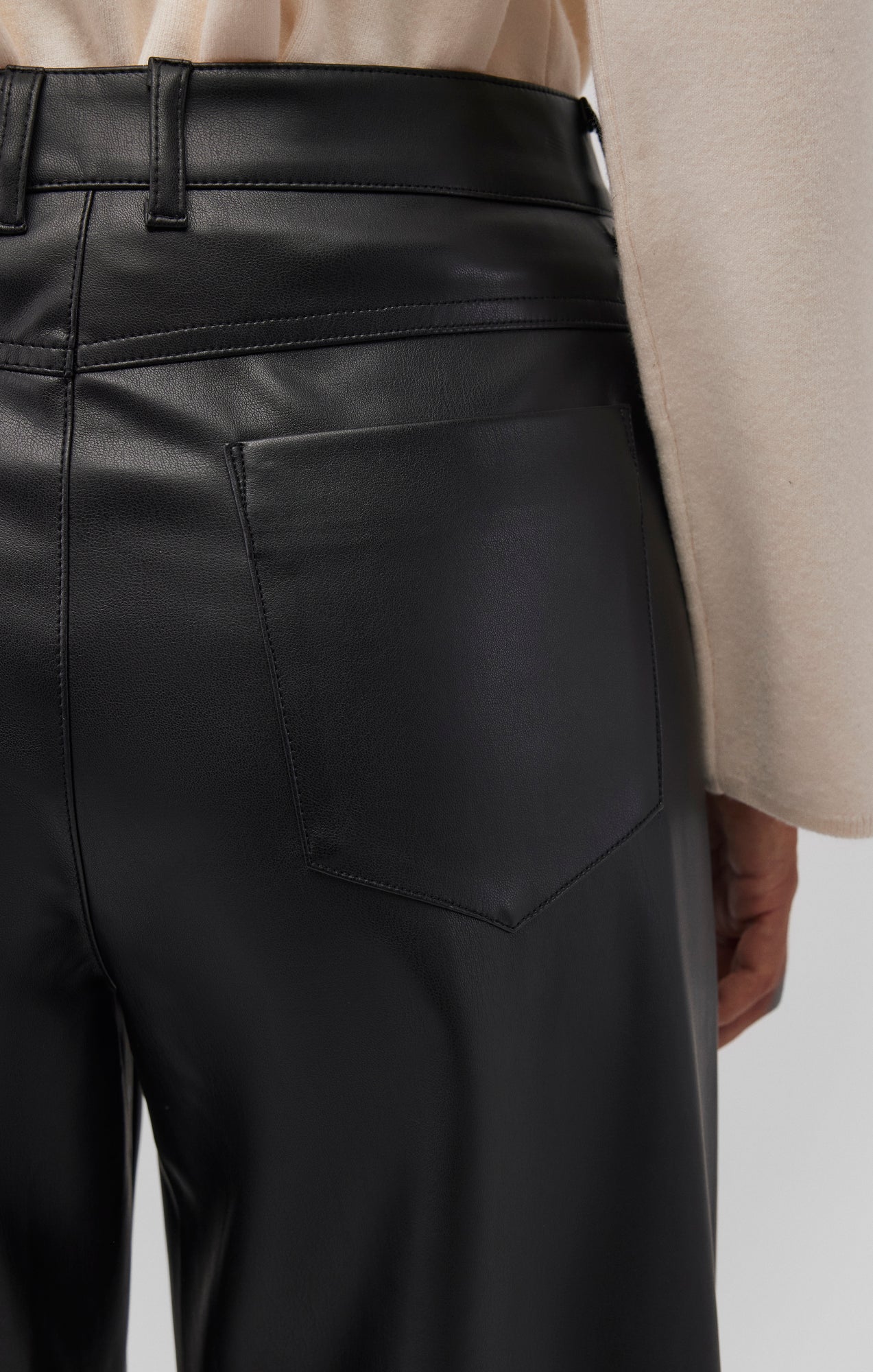 FAUX LEATHER WIDE LEG PANTS IN BLACK - Mavi Jeans