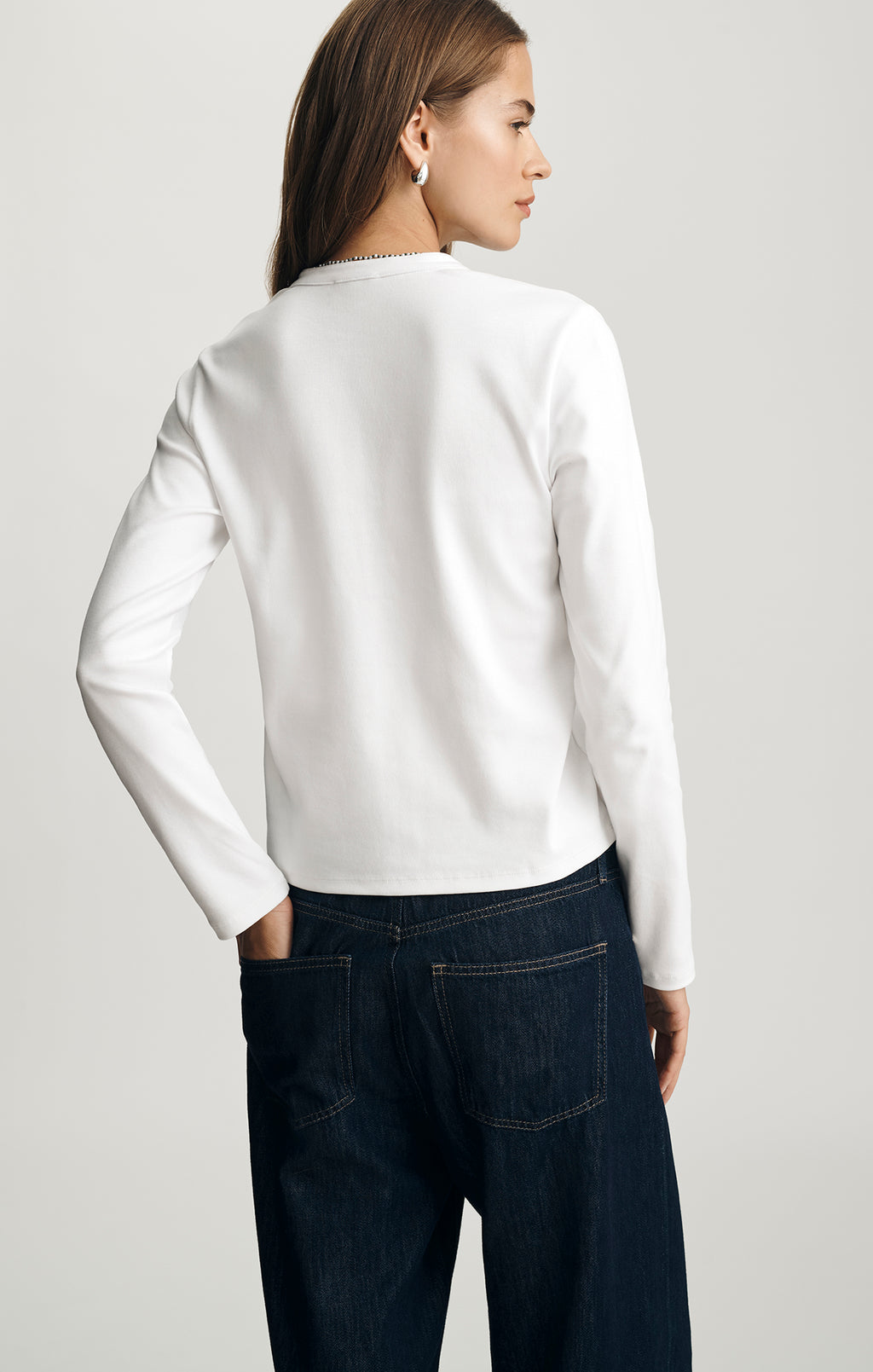 CROPPED HENLEY T-SHIRT IN WHITE - Mavi Jeans