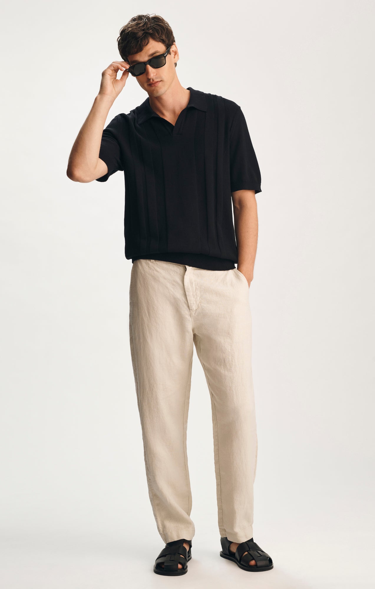 SHORT SLEEVE POLO SWEATER IN BLACK - Mavi Jeans
