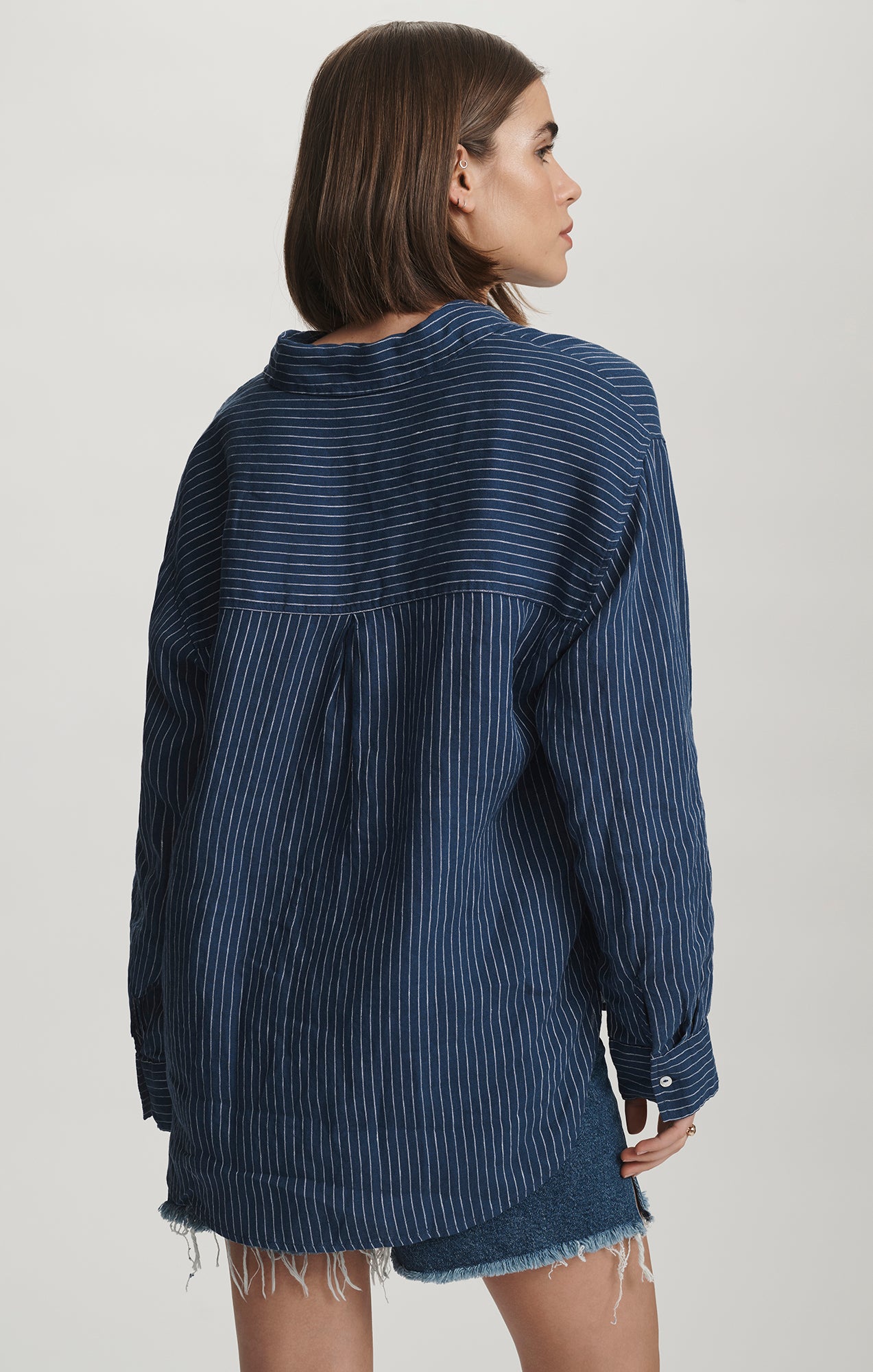 LINEN LONG SLEEVE BUTTON-UP SHIRT IN NAVY STRIPE - Mavi Jeans