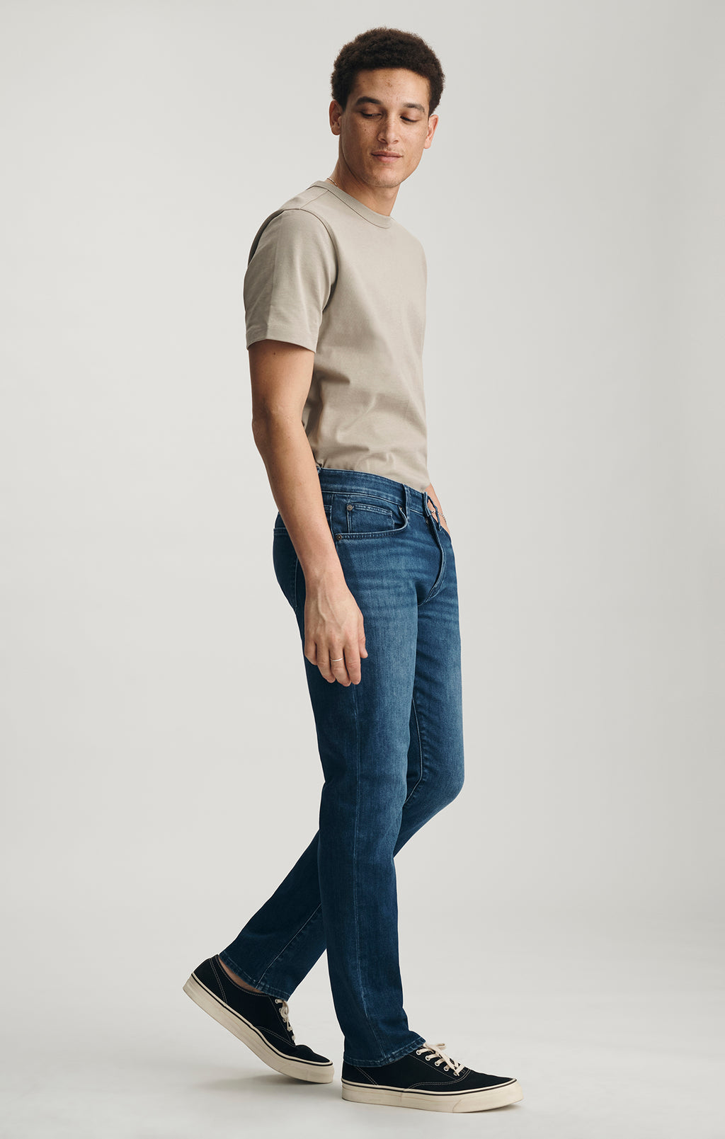 MARCUS SLIM STRAIGHT LEG IN DARK AIR-LITE - Mavi Jeans