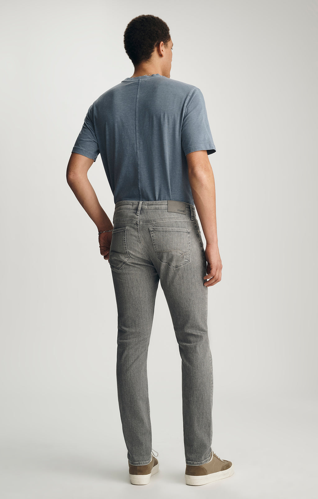 JAKE SLIM LEG IN GREY BRUSHED FEATHER BLUE - Mavi Jeans