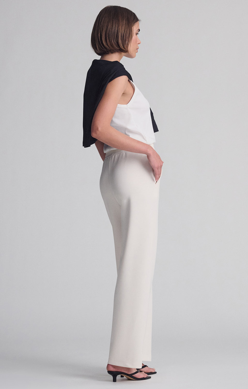 SPORTY LUXE TENCEL™ PANTS IN COCONUT MILK - Mavi Jeans