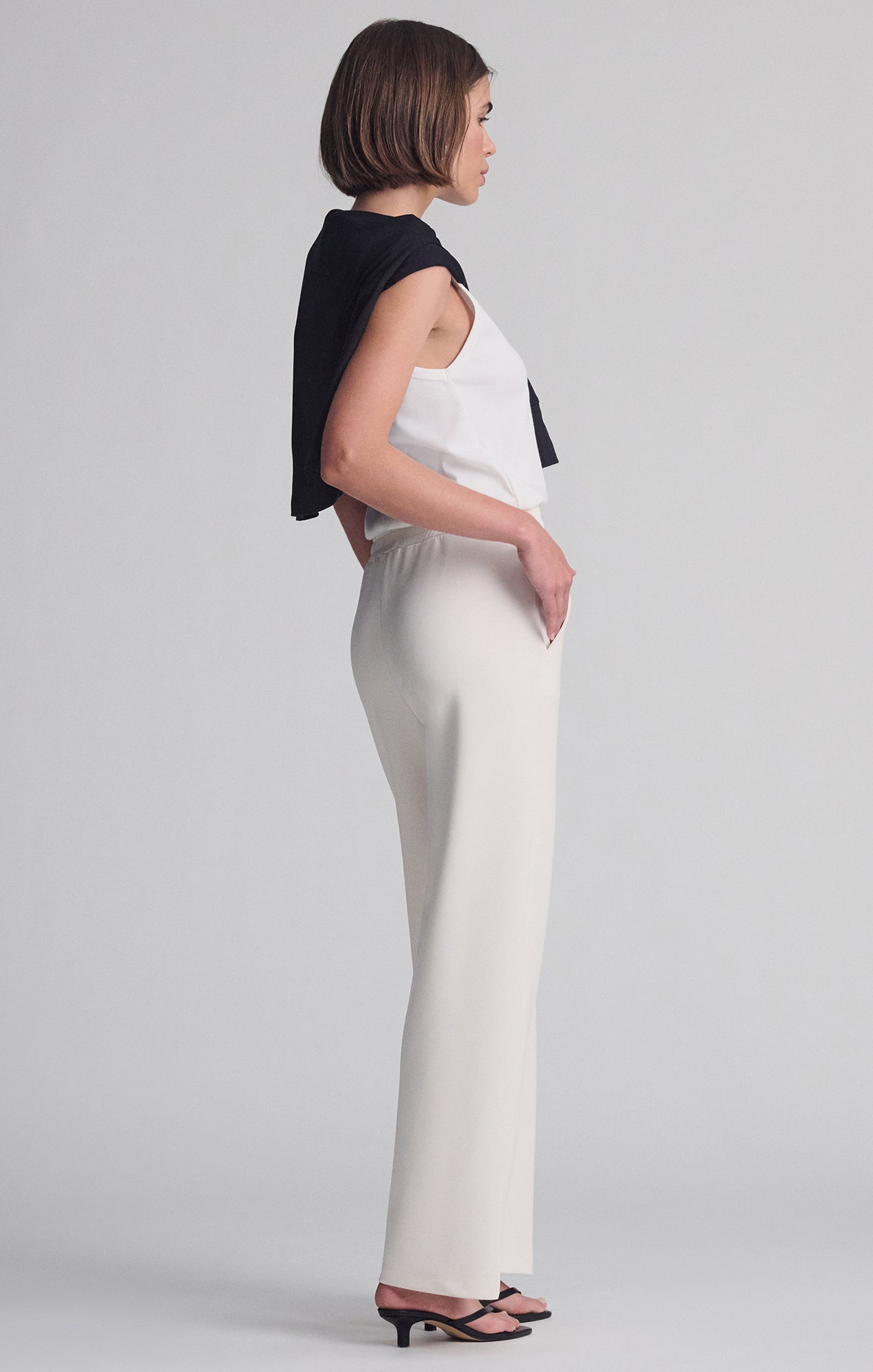 SPORTY LUXE TENCEL™ PANTS IN COCONUT MILK - Mavi Jeans