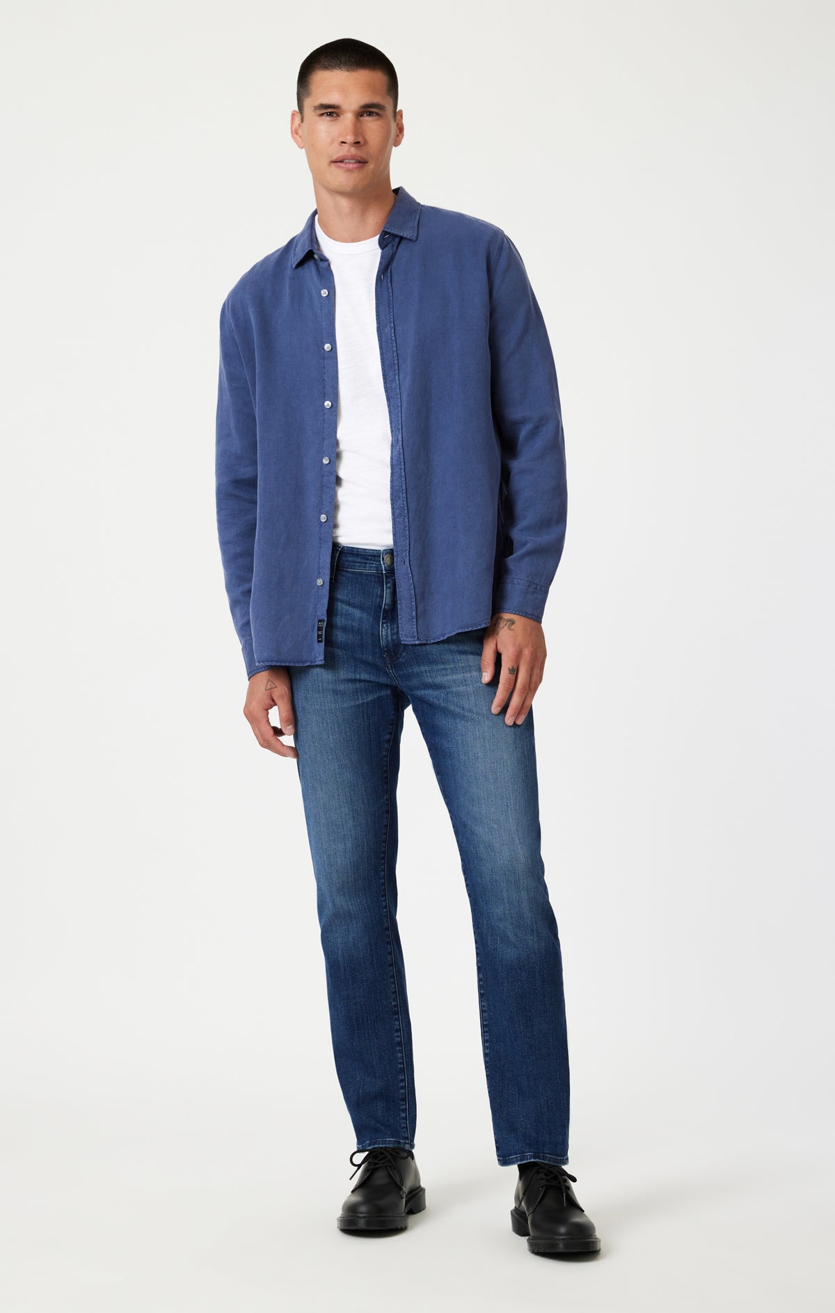 ZACH STRAIGHT LEG IN DARK BRUSHED NASHVILLE - Mavi Jeans