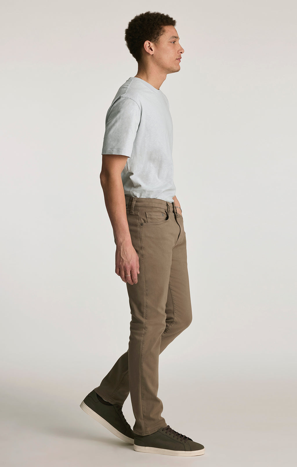 MARCUS SLIM STRAIGHT LEG IN DARK CORE SUPERMOVE - Mavi Jeans