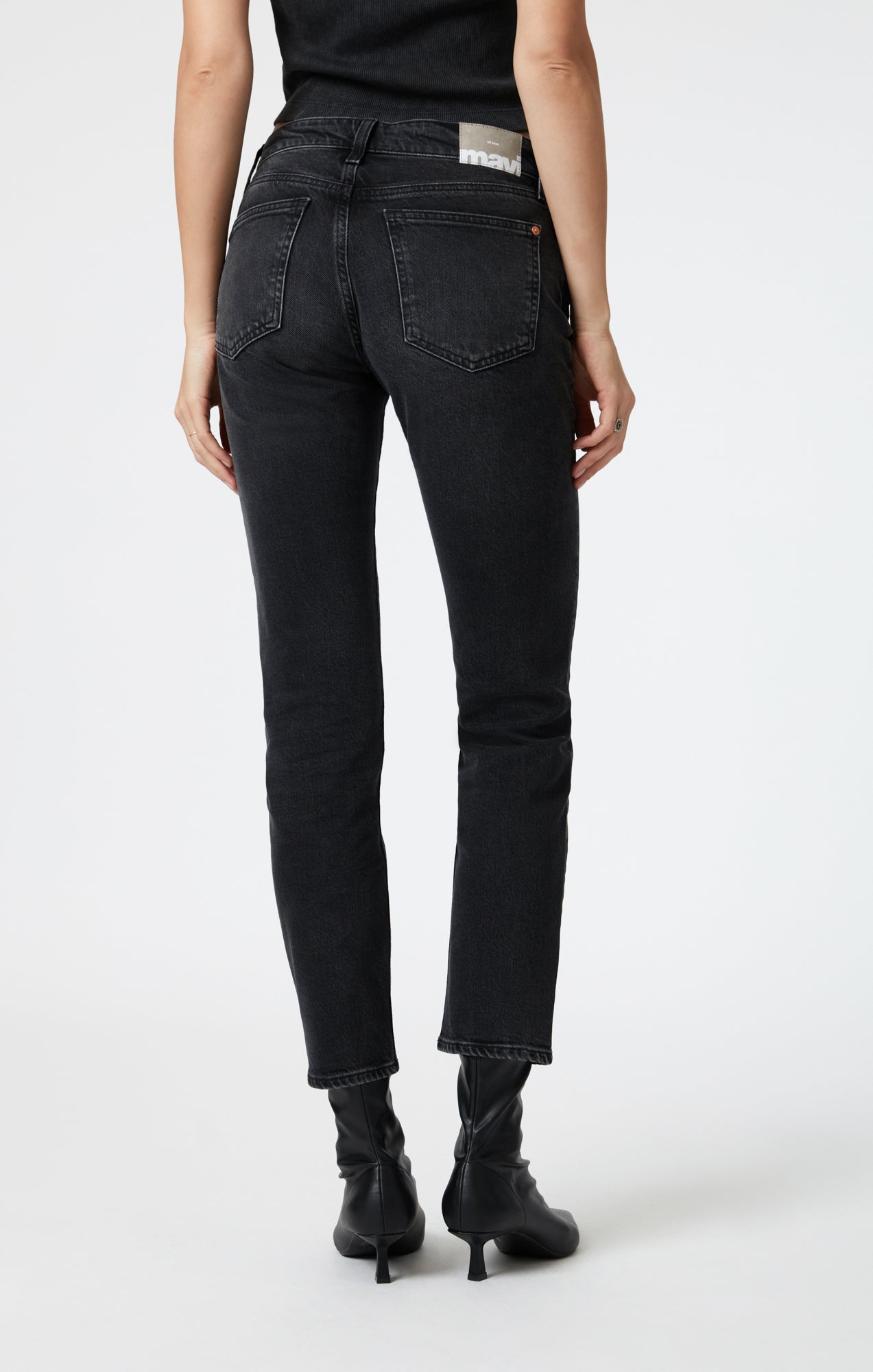 MIRELLA STRAIGHT LEG IN SMOKE CLASSIC BLUE - Mavi Jeans