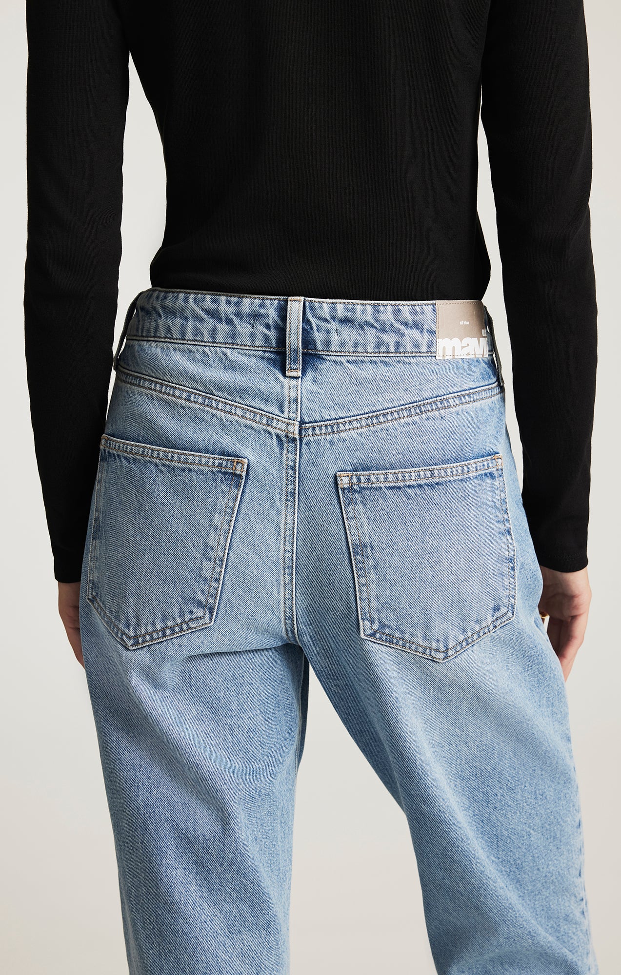 SAVANNAH STRAIGHT LEG IN LIGHT BRUSHED CLASSIC DENIM - Mavi Jeans