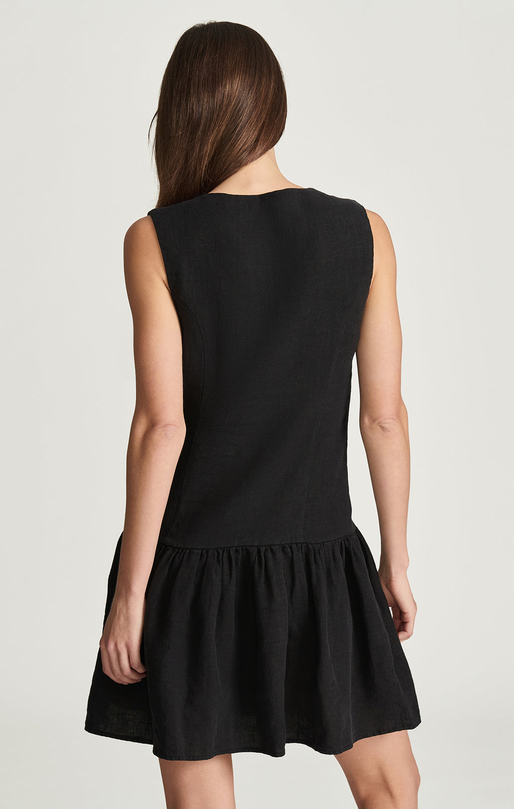 LINEN DROP WAIST MINI DRESS IN BLACK - Mavi Jeans