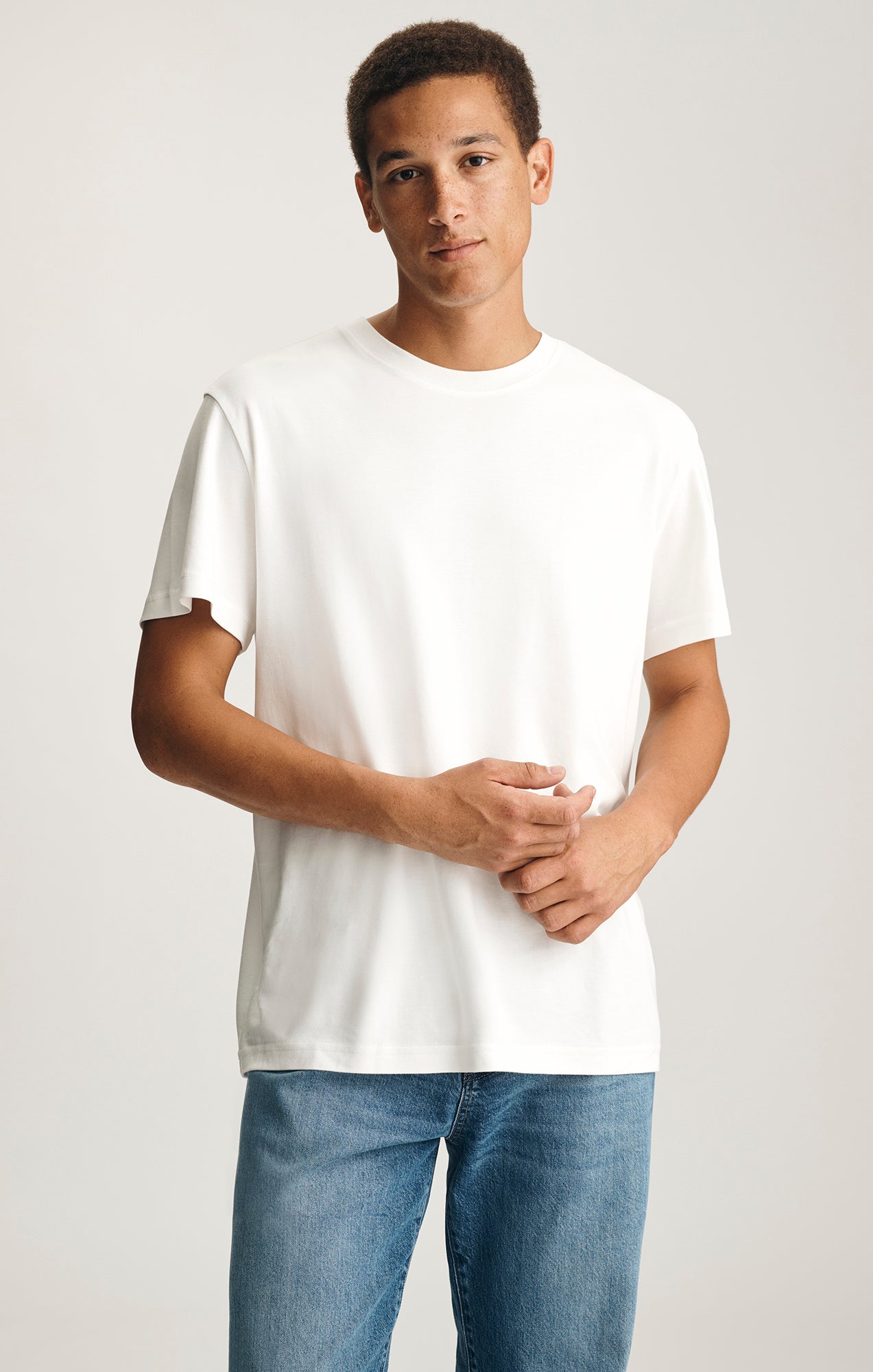 BASIC SHORT SLEEVE T-SHIRT IN ANTIQUE WHITE