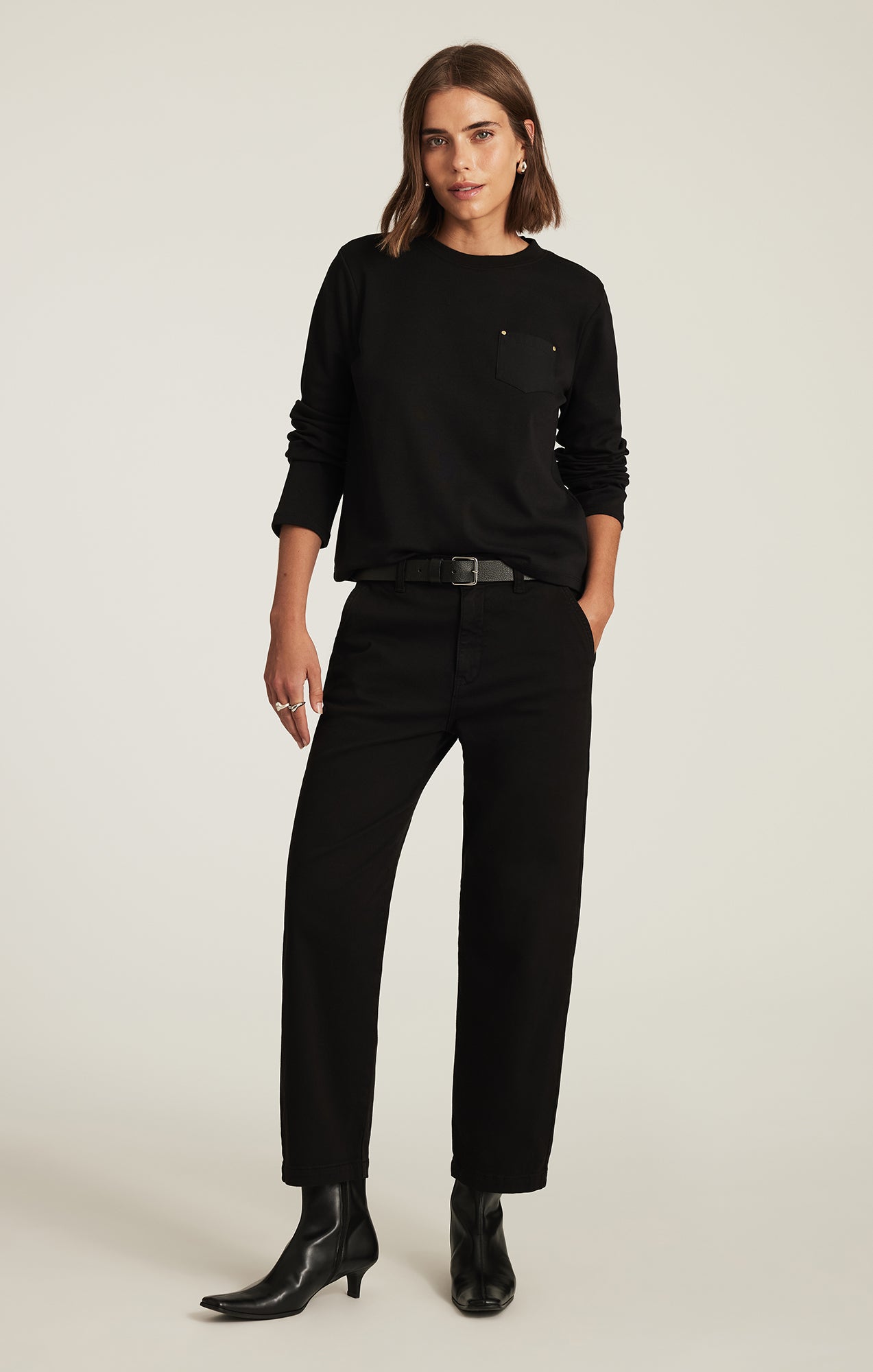 ONE POCKET LONG SLEEVE T-SHIRT IN BLACK - Mavi Jeans